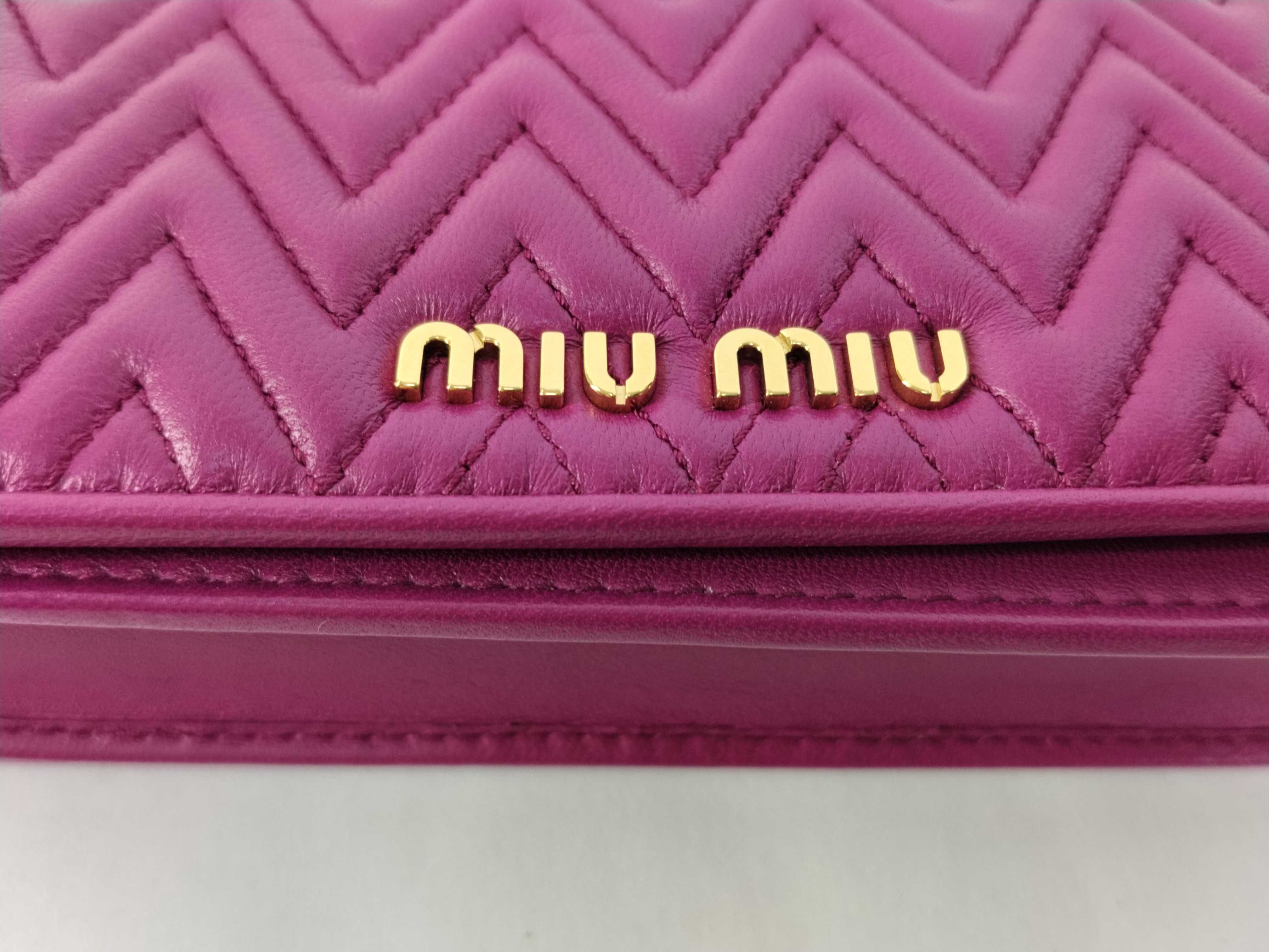 Chain Wallet Leather Shoulder Bag — view 8