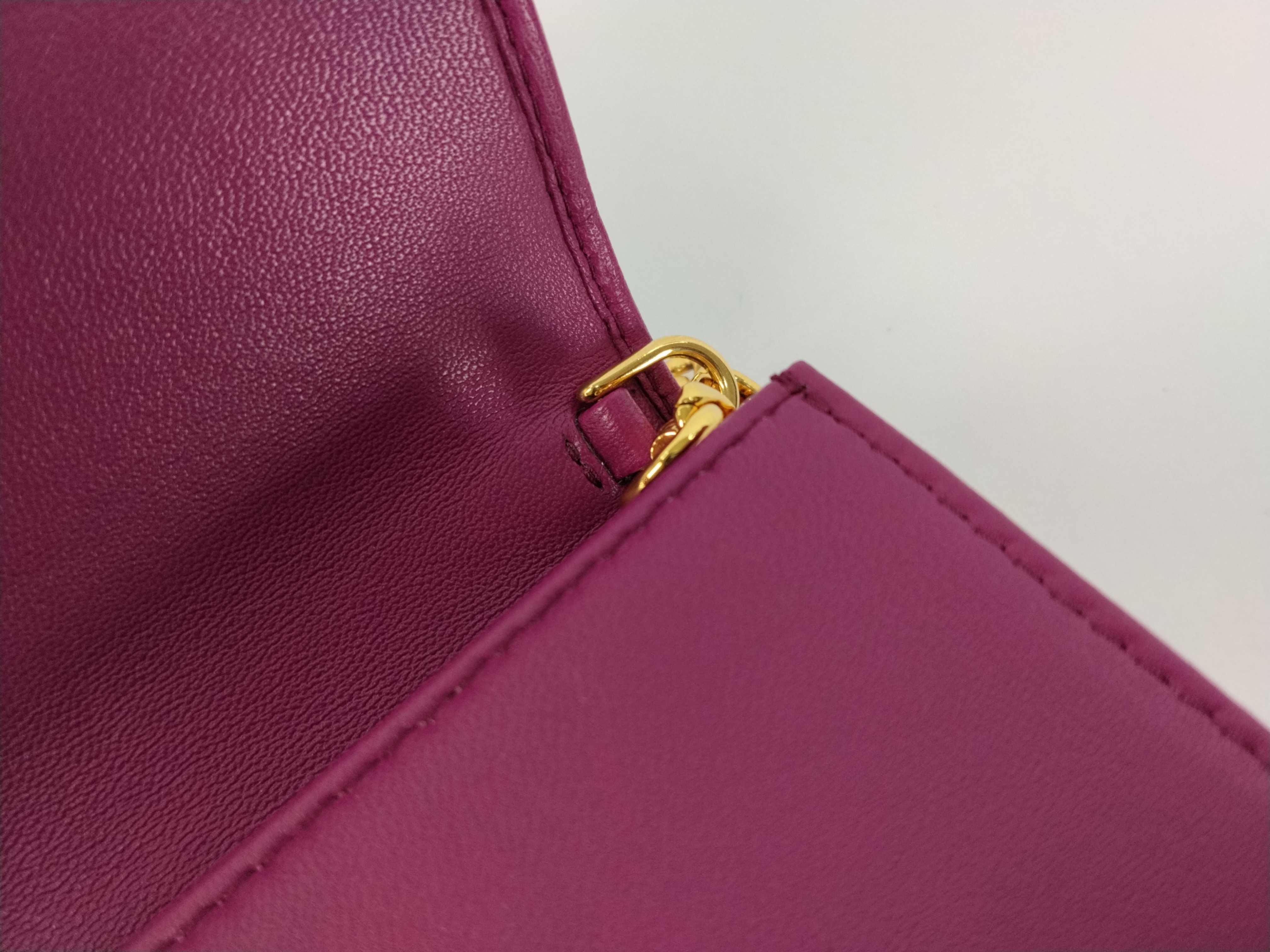 Chain Wallet Leather Shoulder Bag — view 9