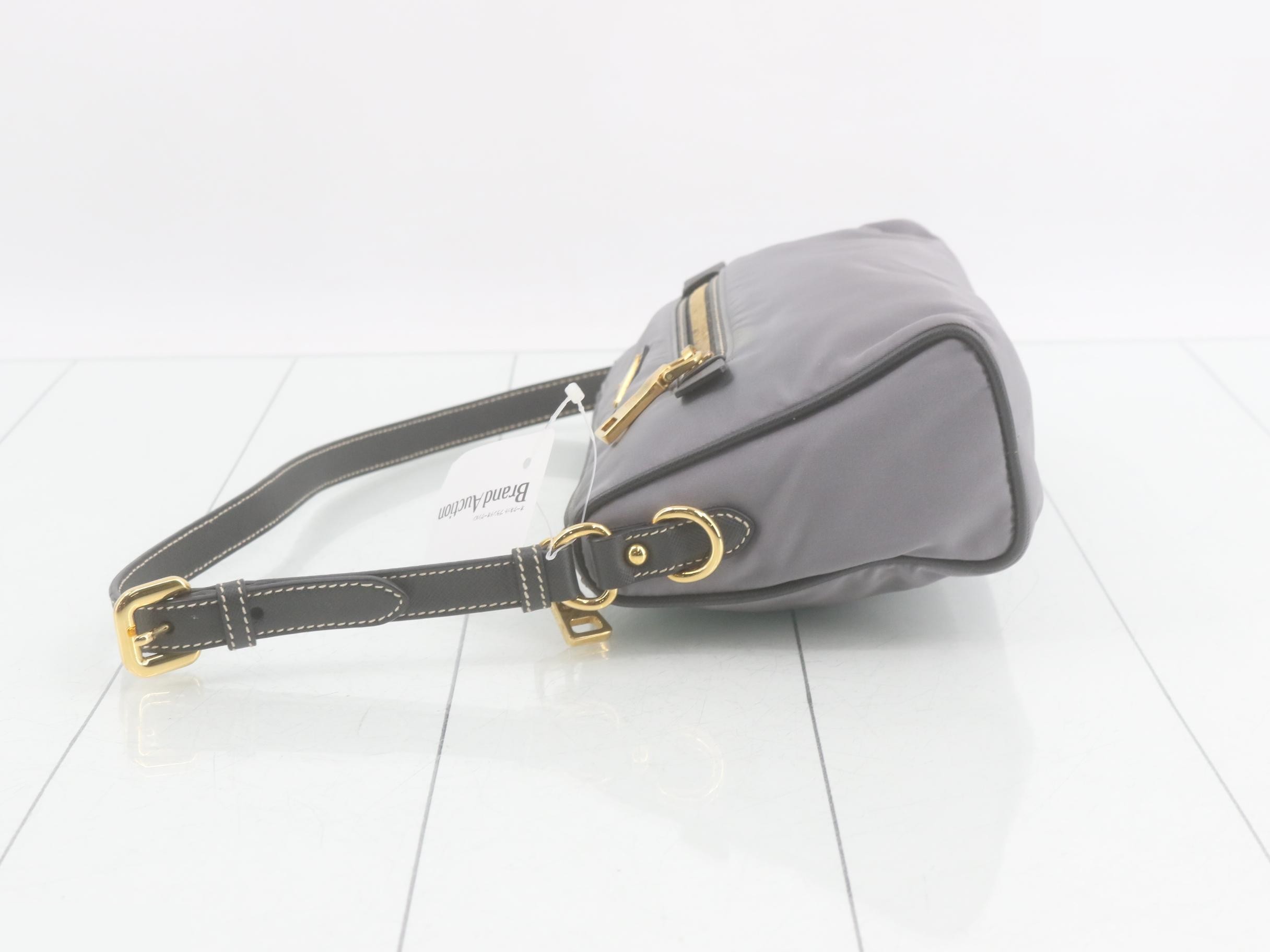 handbag — view 4