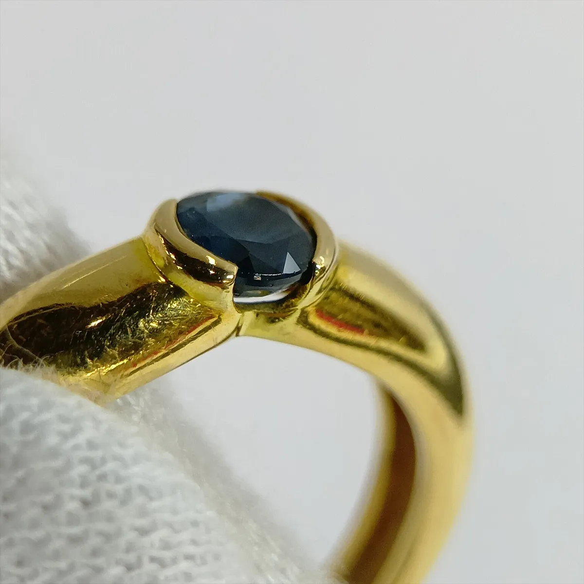 sapphire ring, 750 (yellow gold), 4.2g, size 53, D68380. Minor chips and — view 6