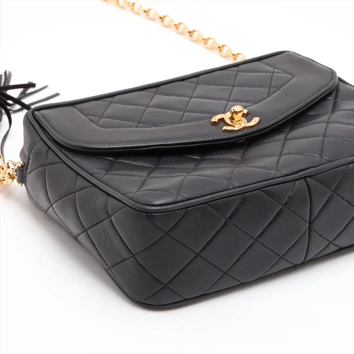 Matelassé Lambskin Chain Shoulder Bag with Fringe, Black with Gold Hardware, Item No. 3061730 (Serial No. 3) — view 4