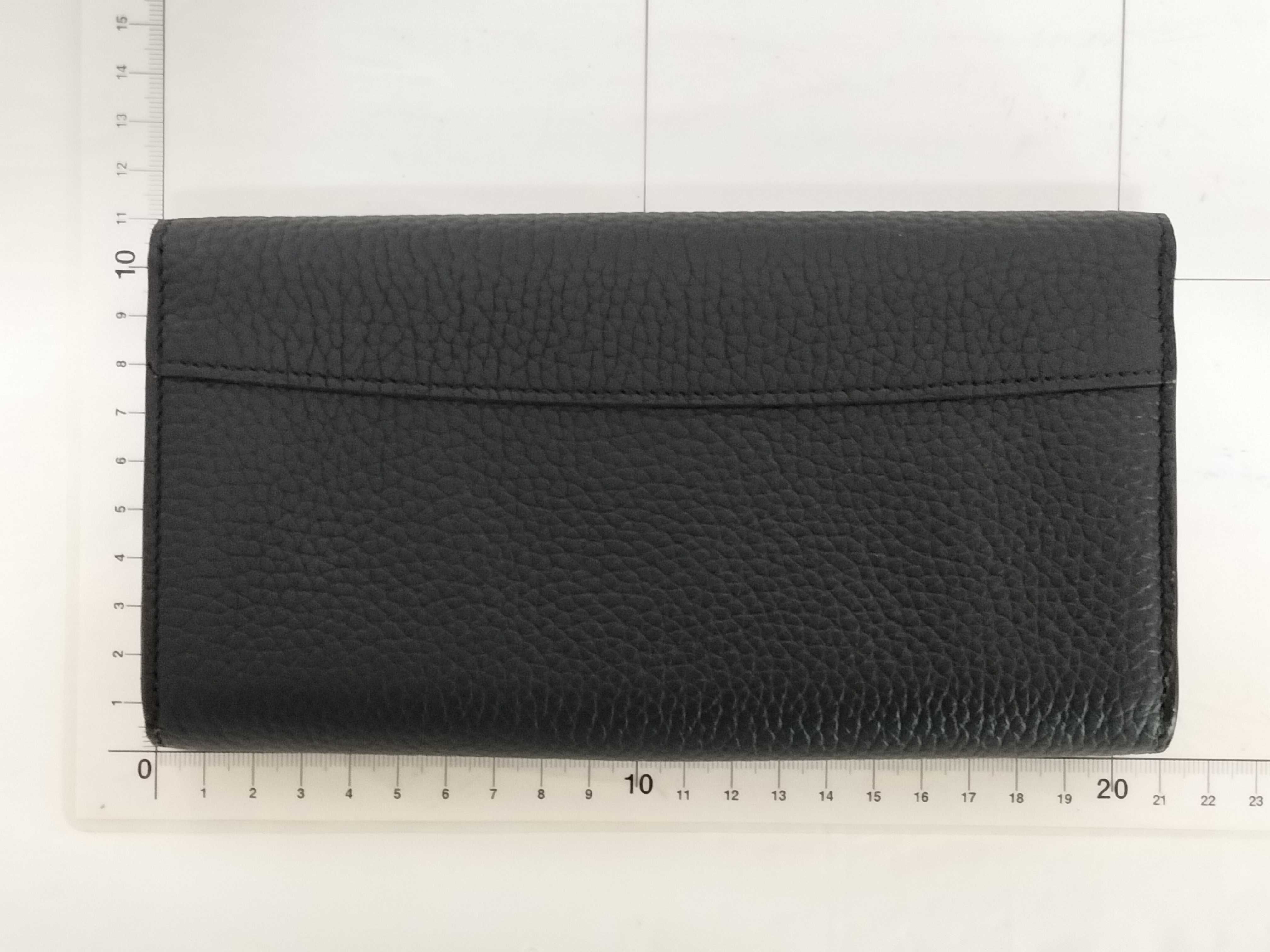 Monogram Portefeuille Capucines Wallet — view 2