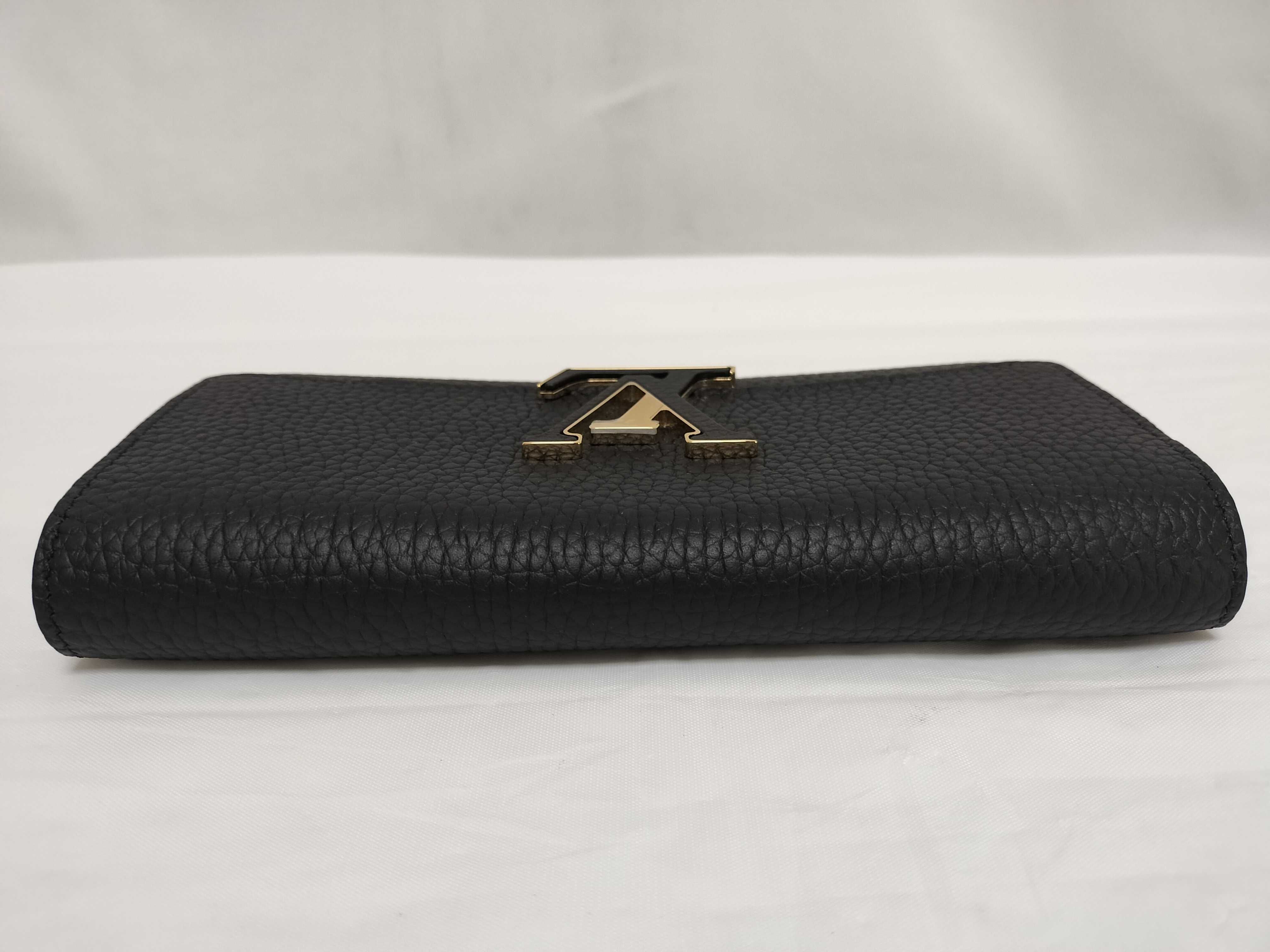 Monogram Portefeuille Capucines Wallet — view 6