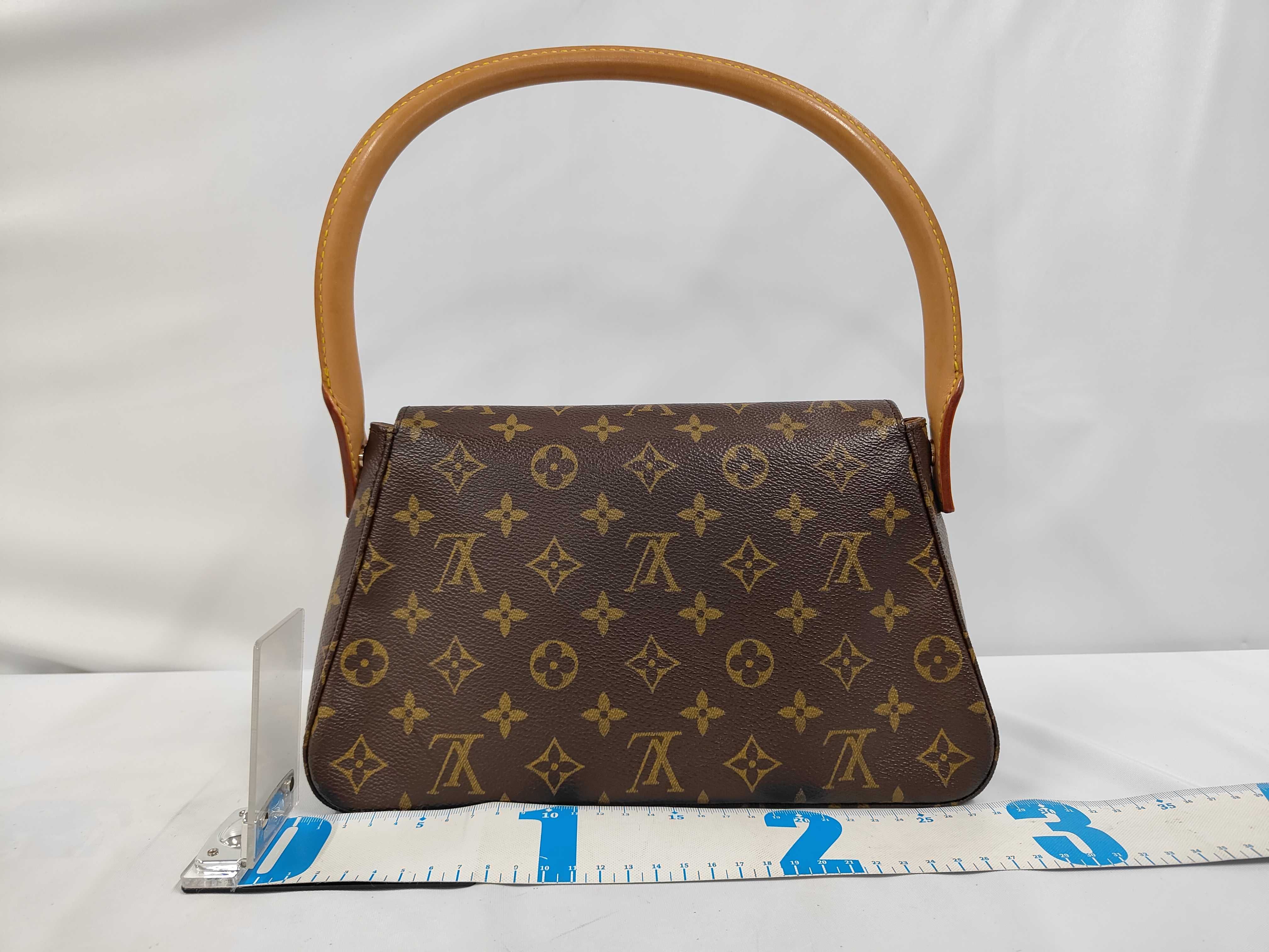 bag, Gucci Monogram Mini Looping handbag — view 2