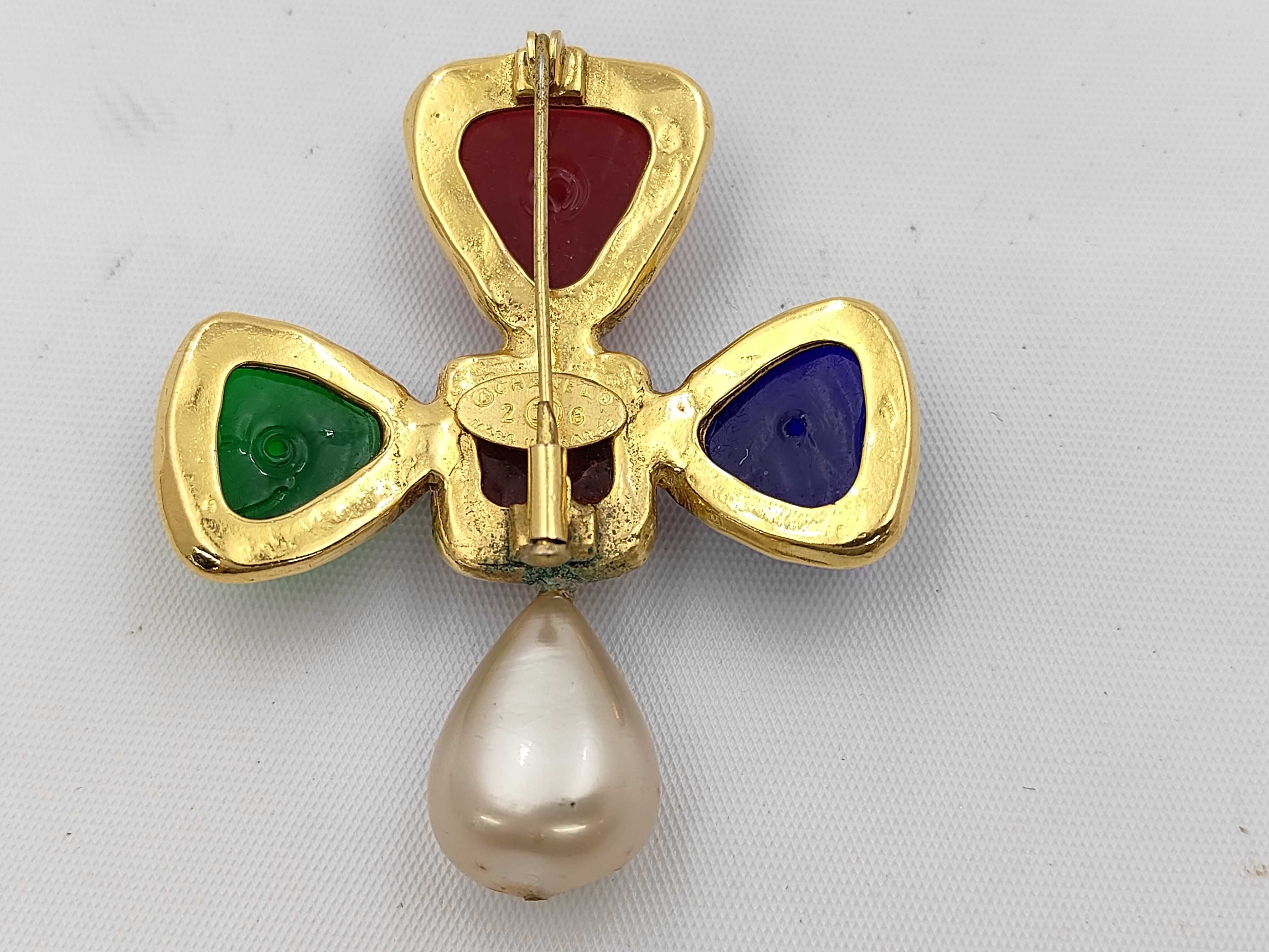 colored stone brooch — view 2