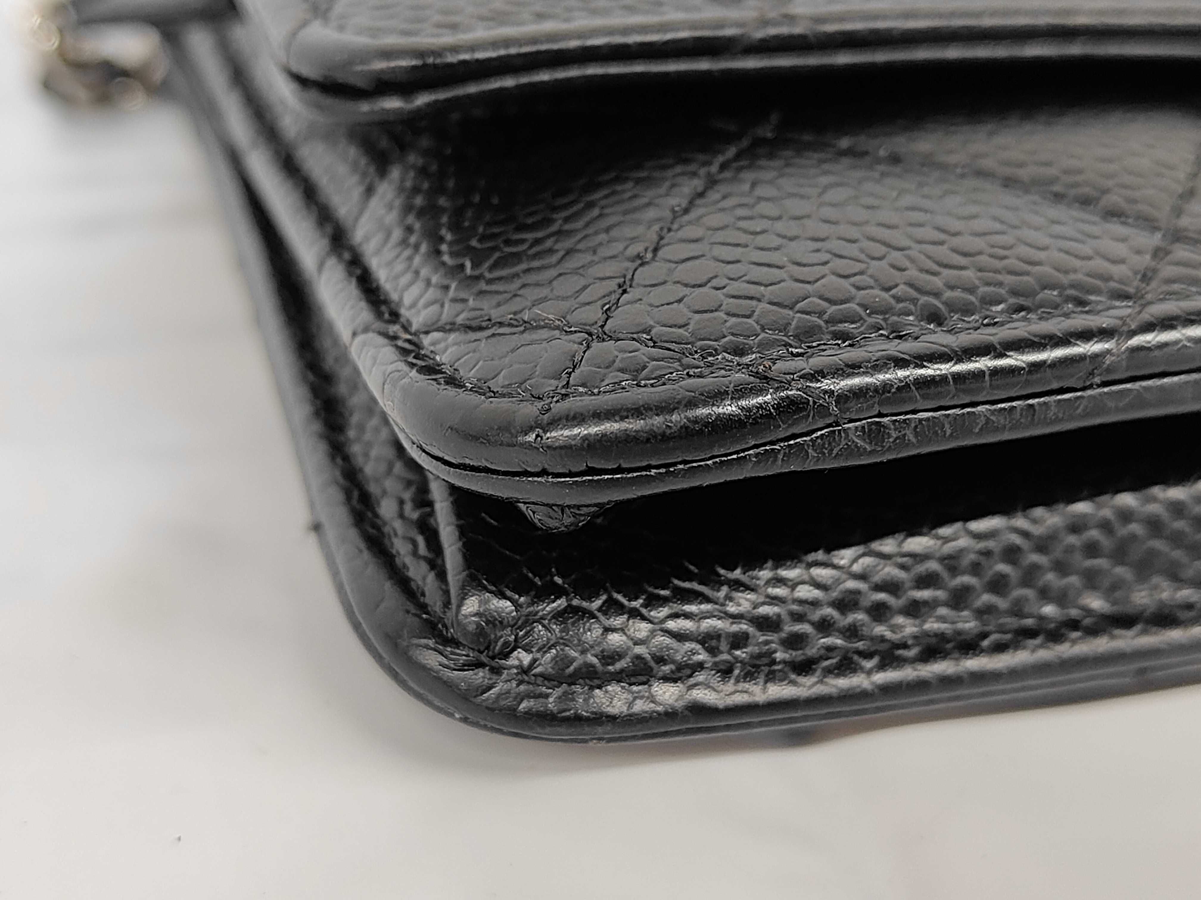 Matelassé Caviar Skin Chain Wallet Shoulder Bag — view 6