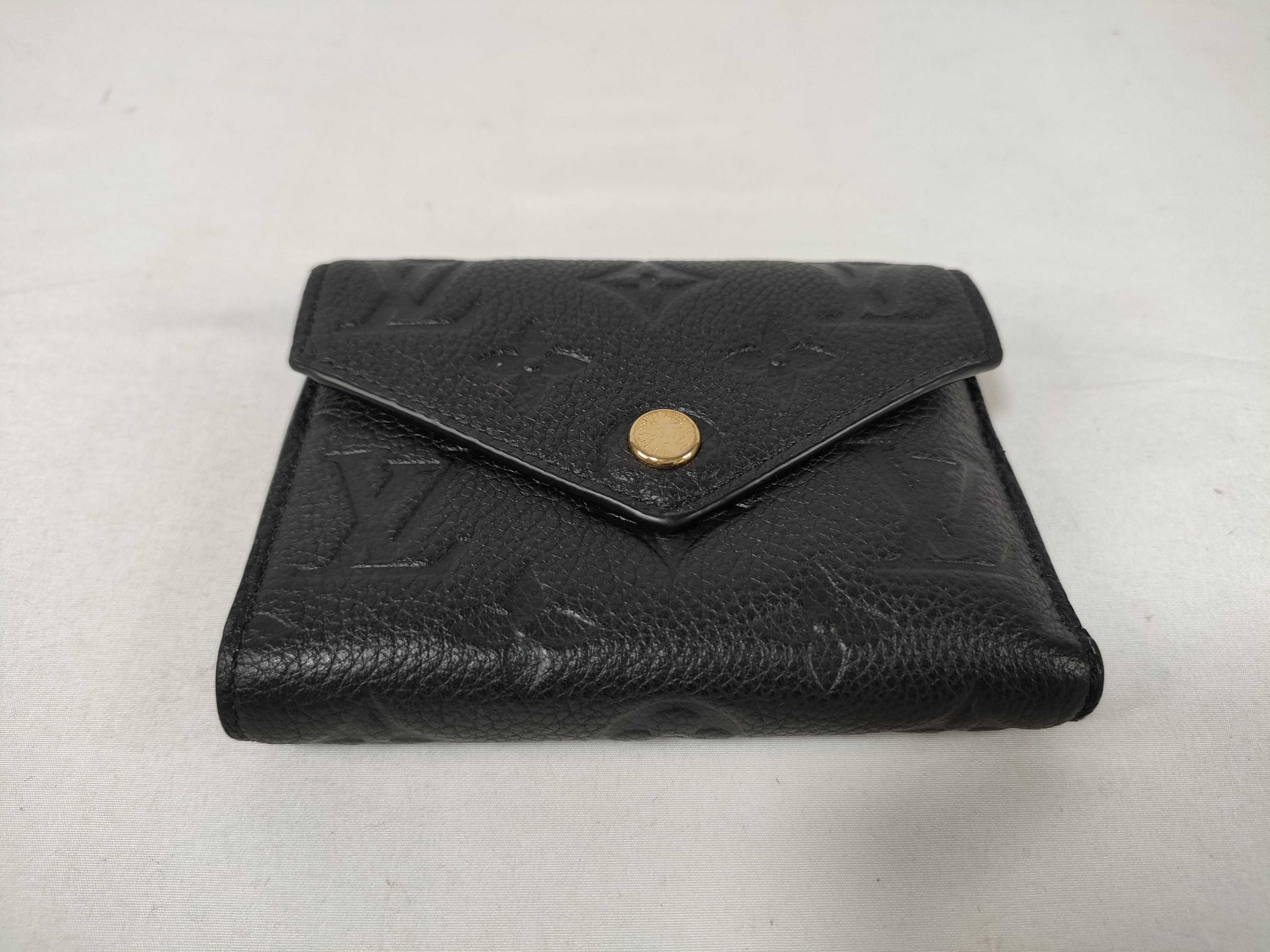 Monogram Empreinte LOUIS_VUITTON M64060 Portefeuille Victorine IC Wallet — view 3