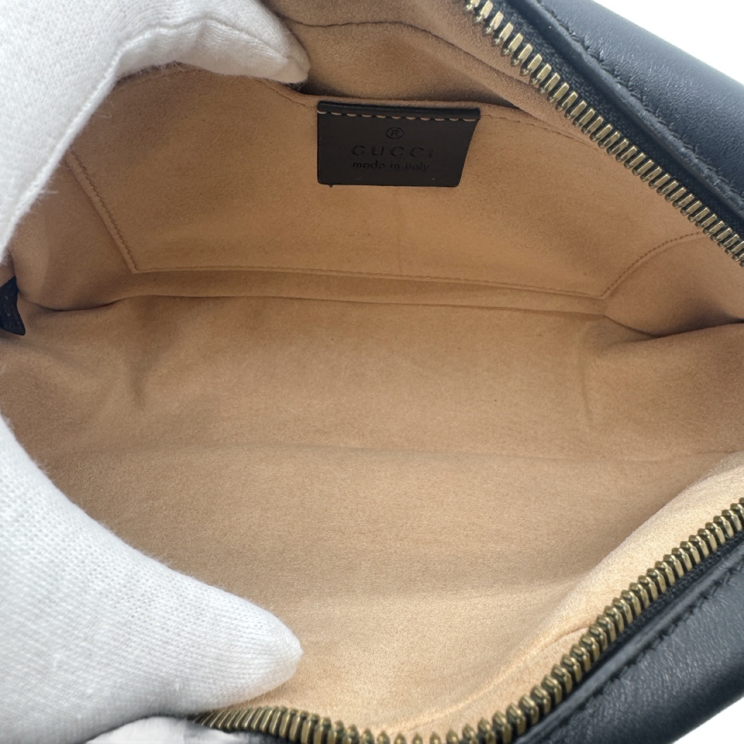 Marmont Shoulder Bag — view 11
