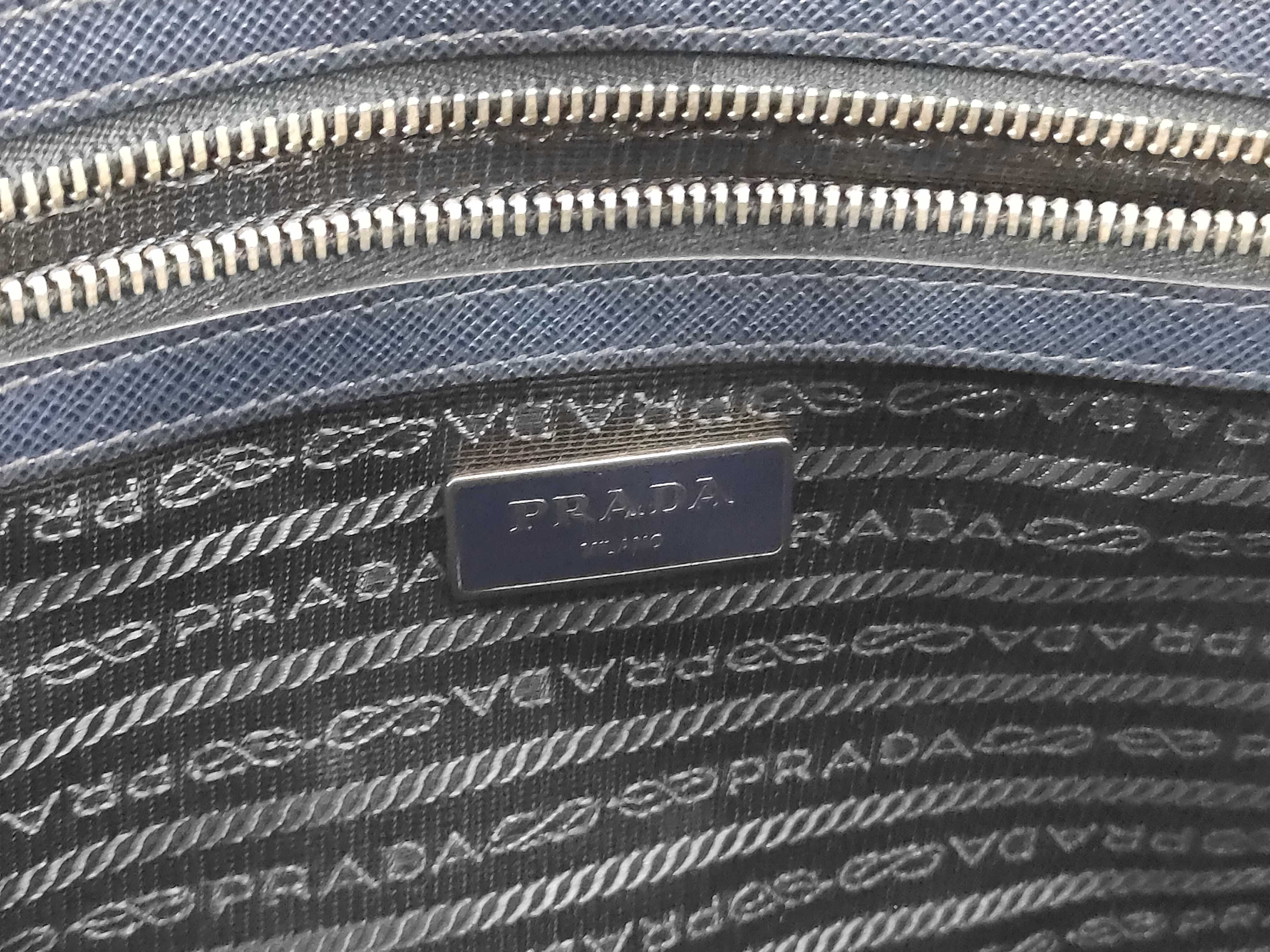 business bag in navy Saffiano leather. — view 10