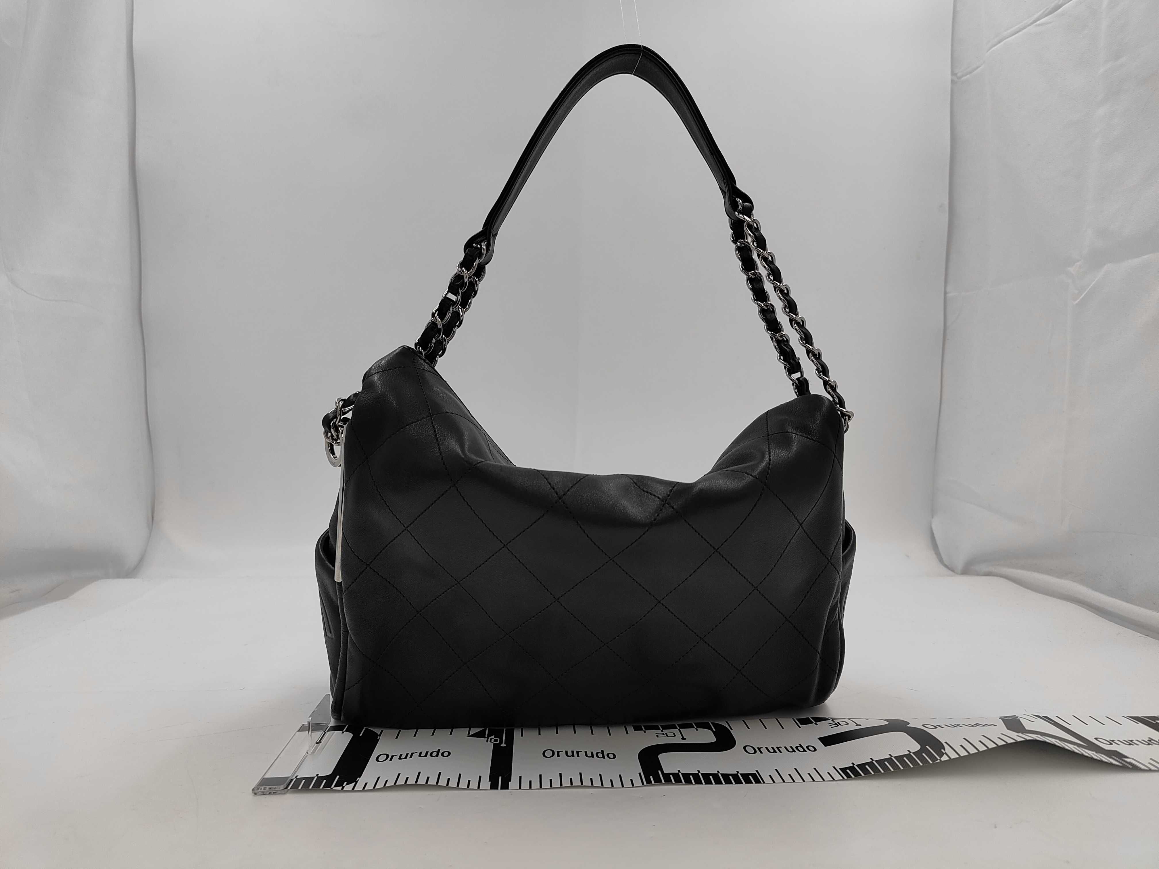 Matelassé One-Shoulder Bag (Shoulder Bag) — view 2