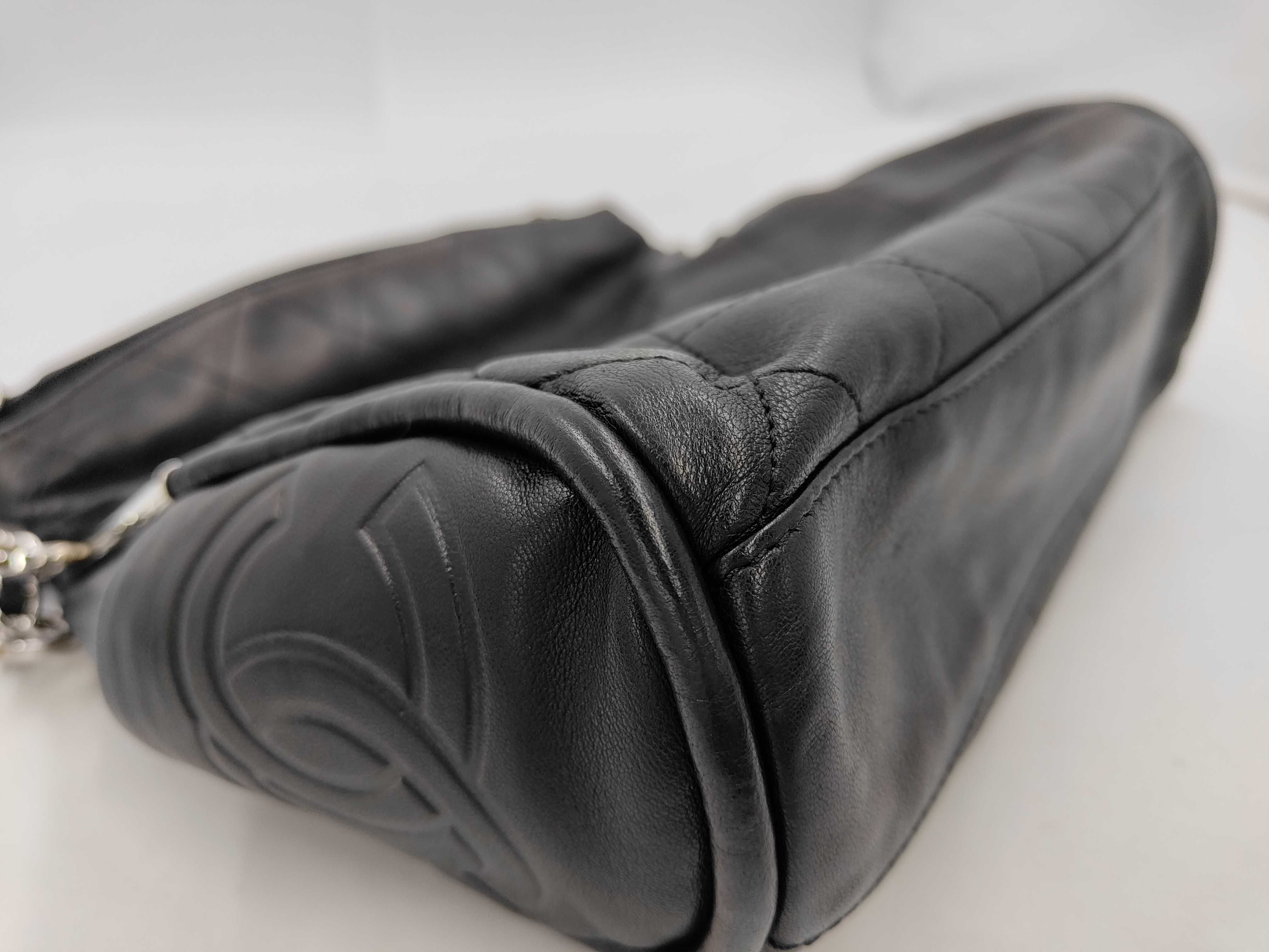Matelassé One-Shoulder Bag (Shoulder Bag) — view 4