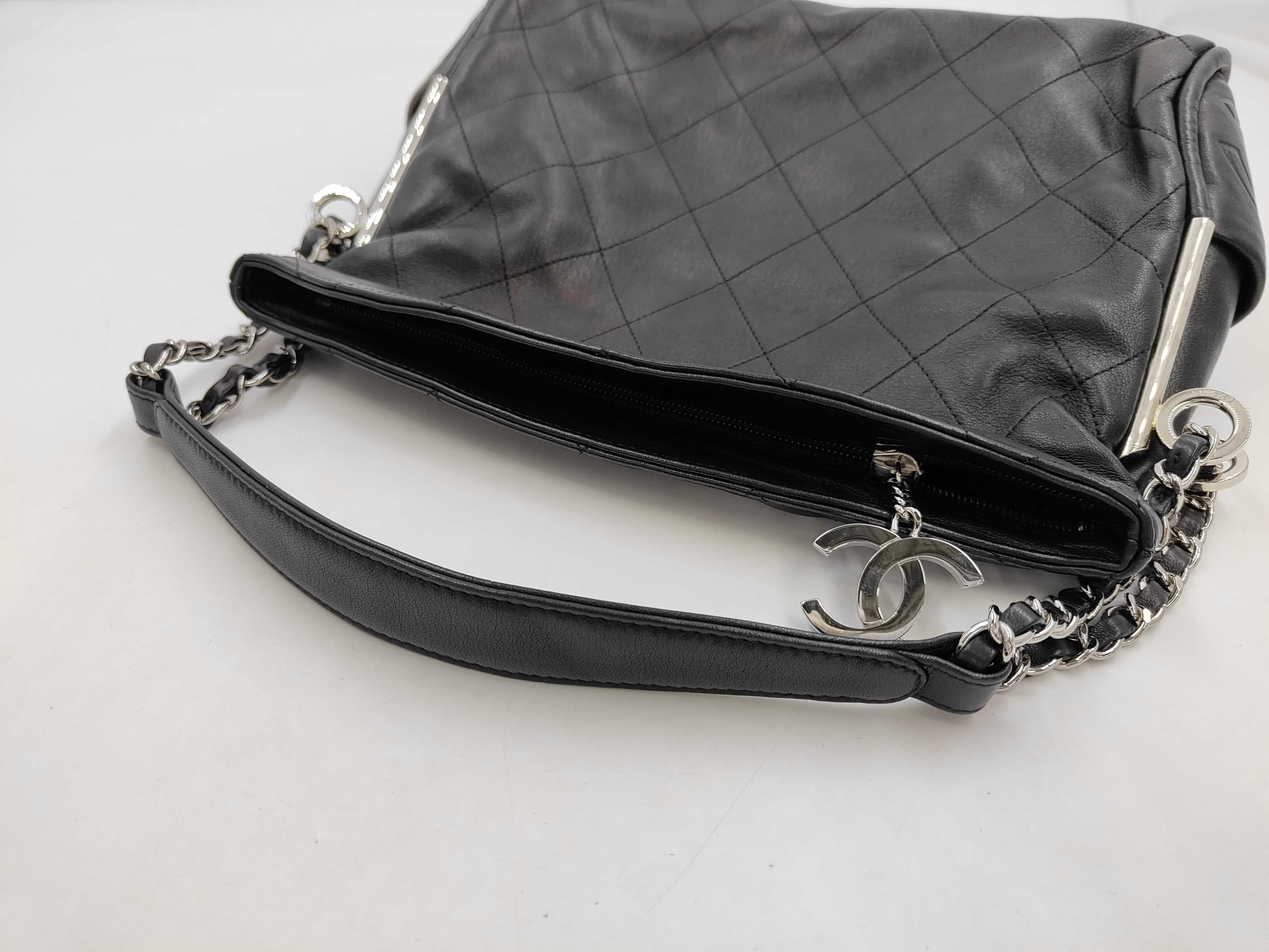 Matelassé One-Shoulder Bag (Shoulder Bag) — view 6
