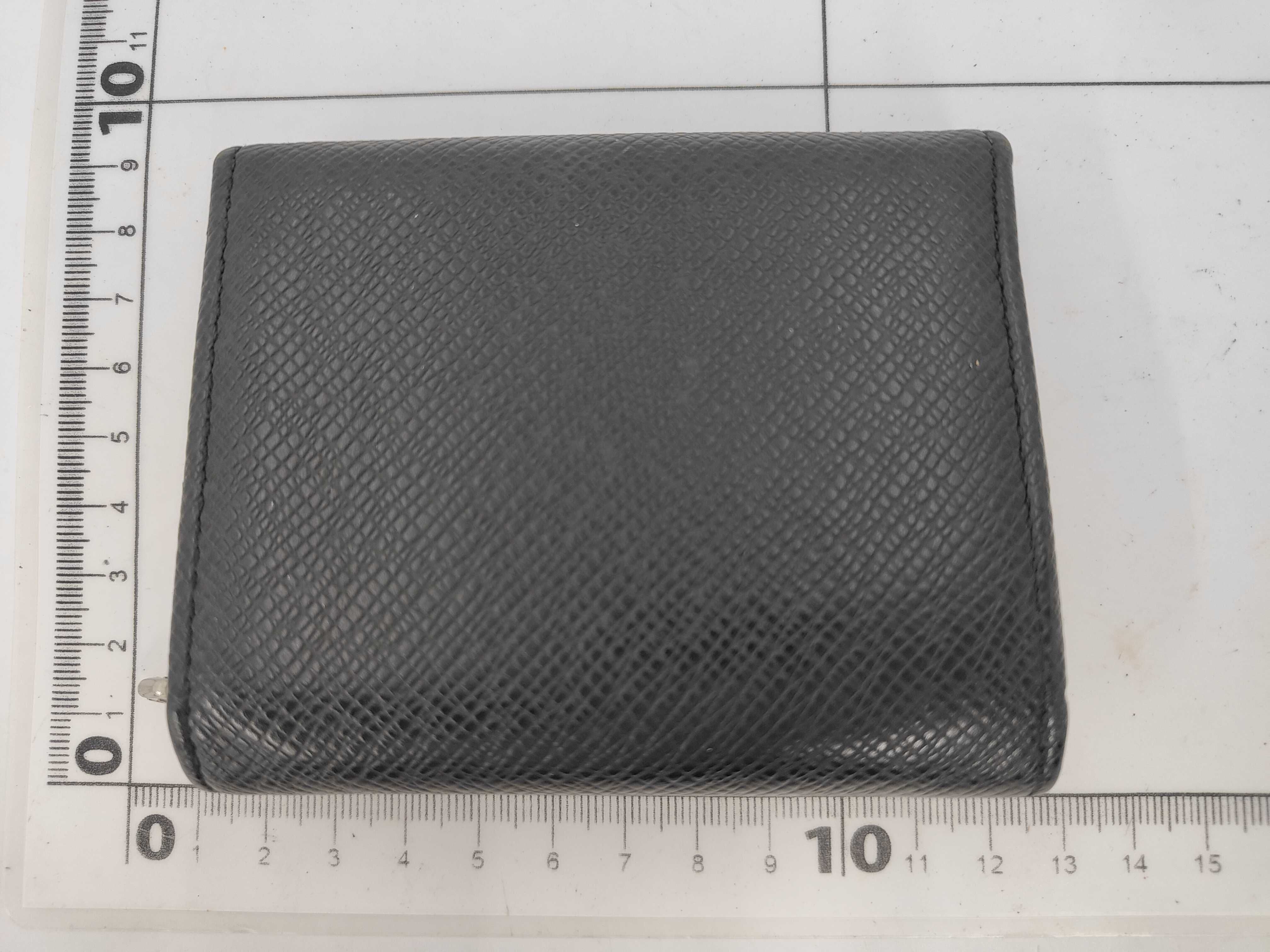 Taiga Louis Vuitton Taiga Porte Monnaie Sergey Ardoise CT0112 Wallet — view 2