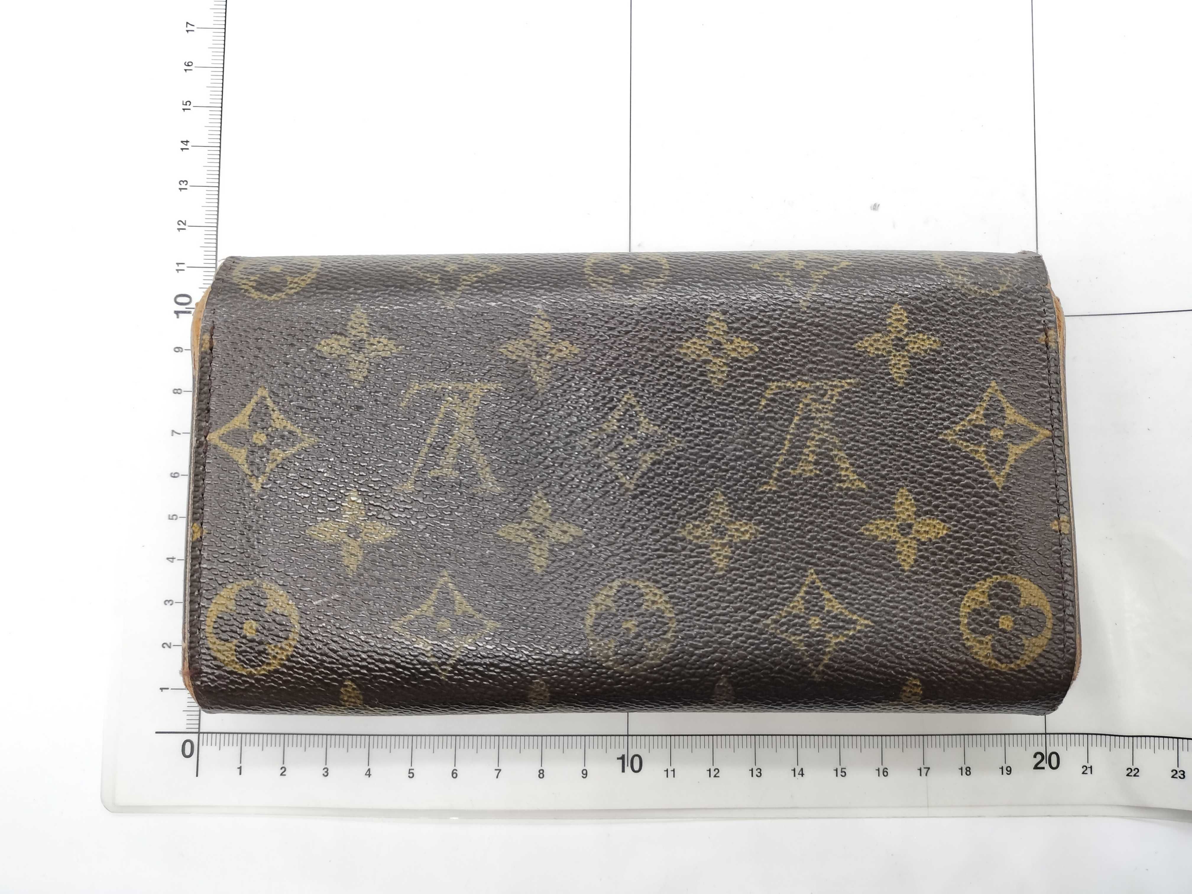 Monogram Portefeuille Sarah Wallet — view 2