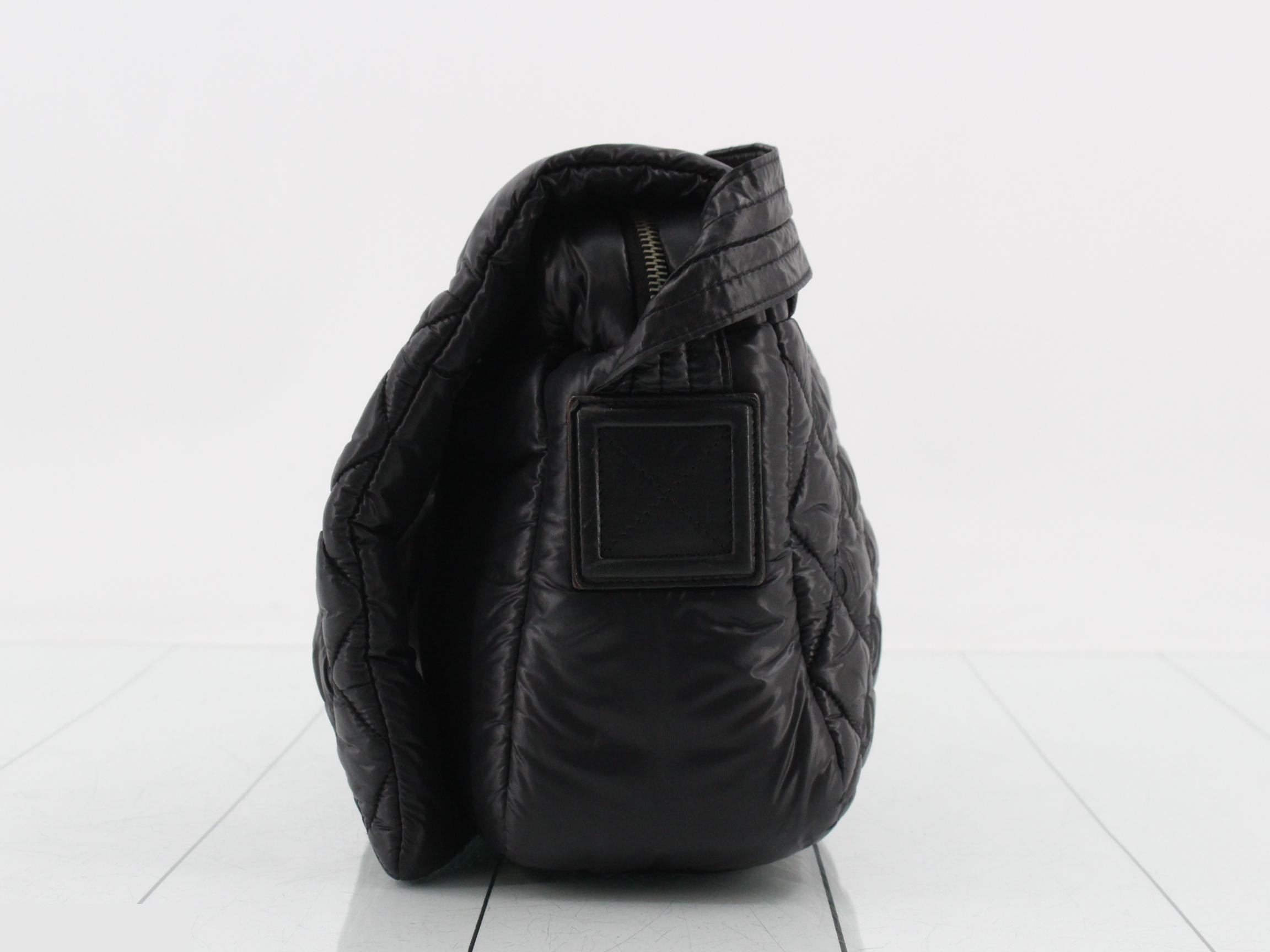 Coco Cocoon shoulder bag, with original sticker, serial number 14. — view 3