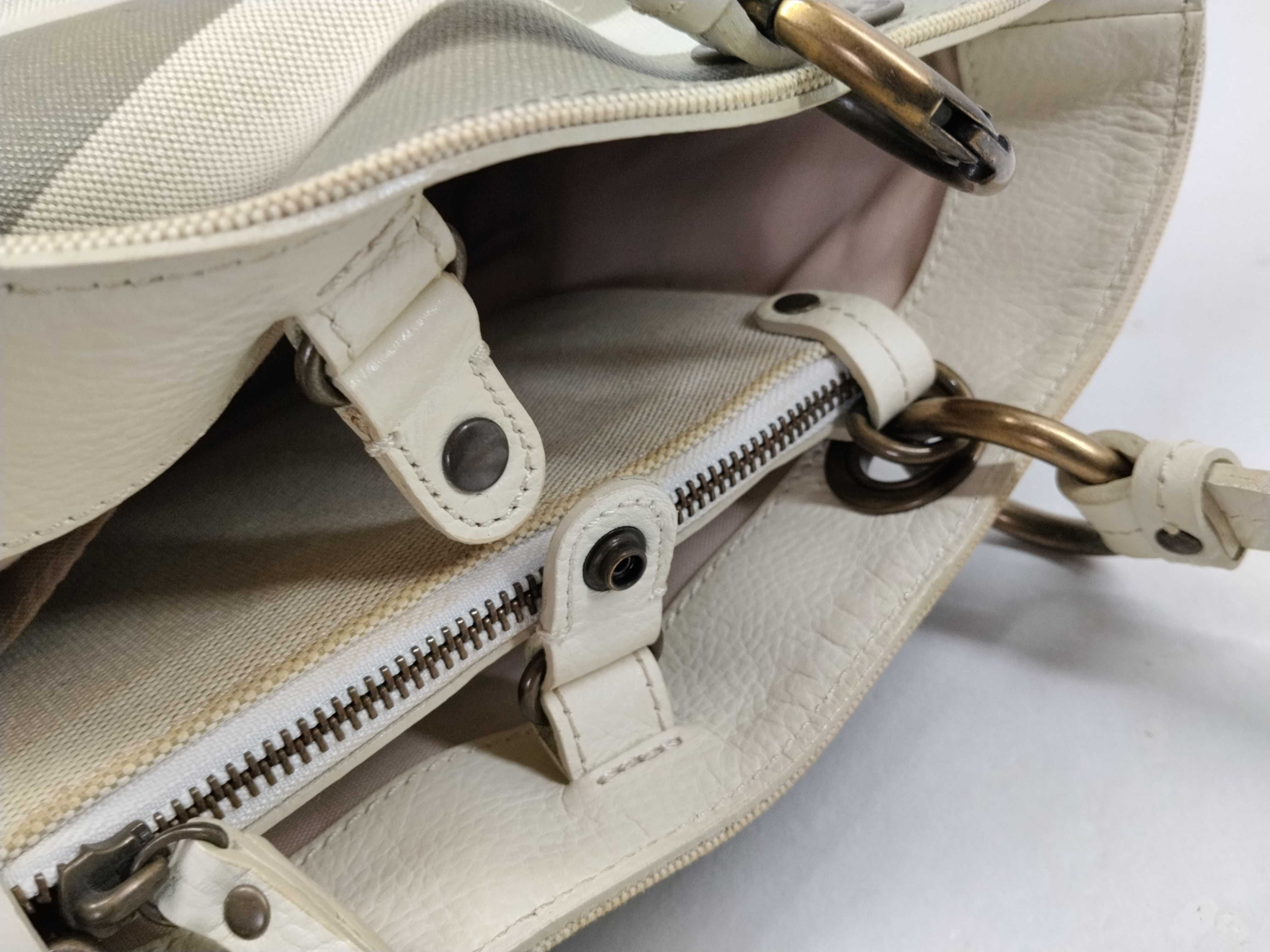 Blue Label Tote Bag — view 8