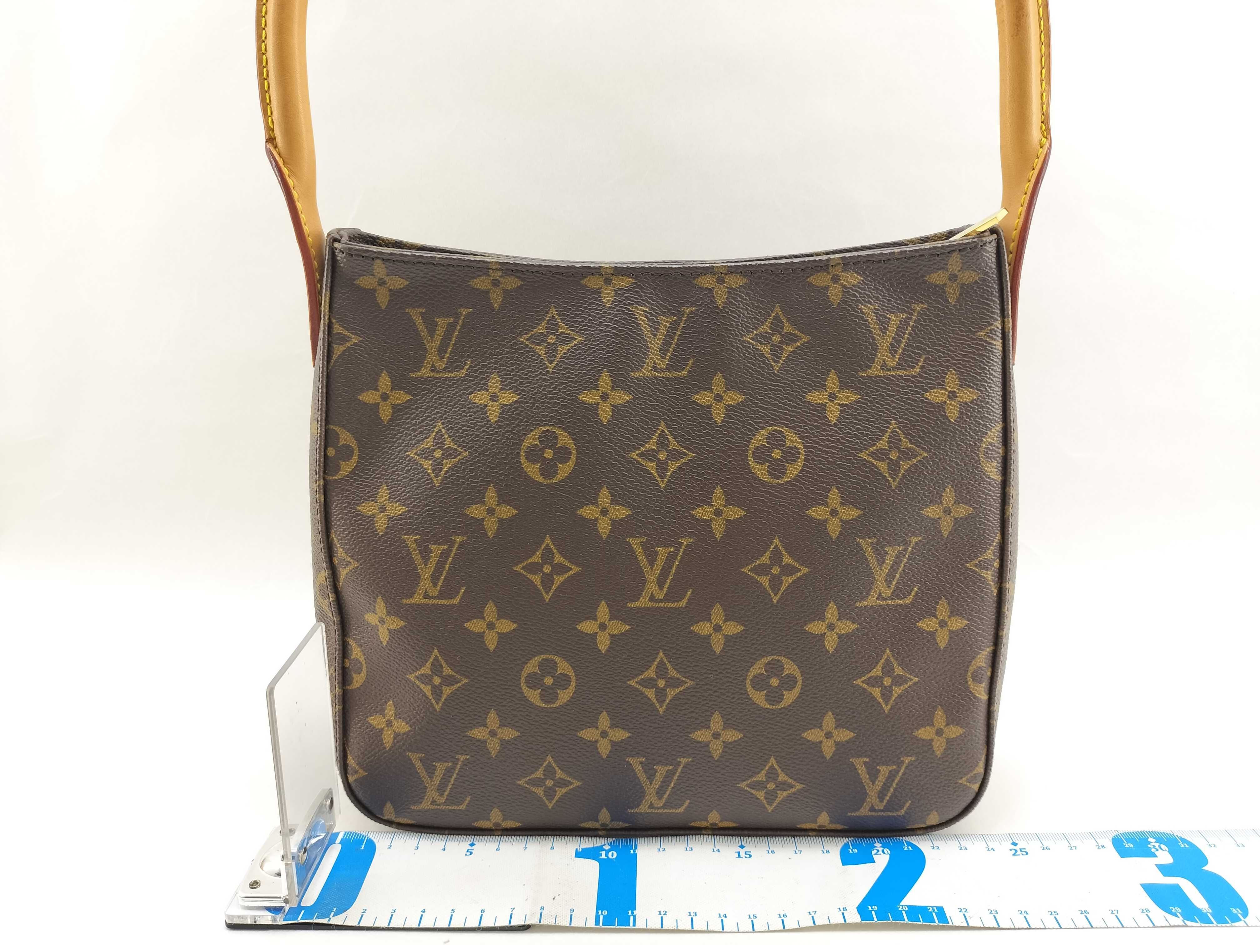 Monogram Louis Vuitton Looping MM Bag Shoulder Bag — view 2