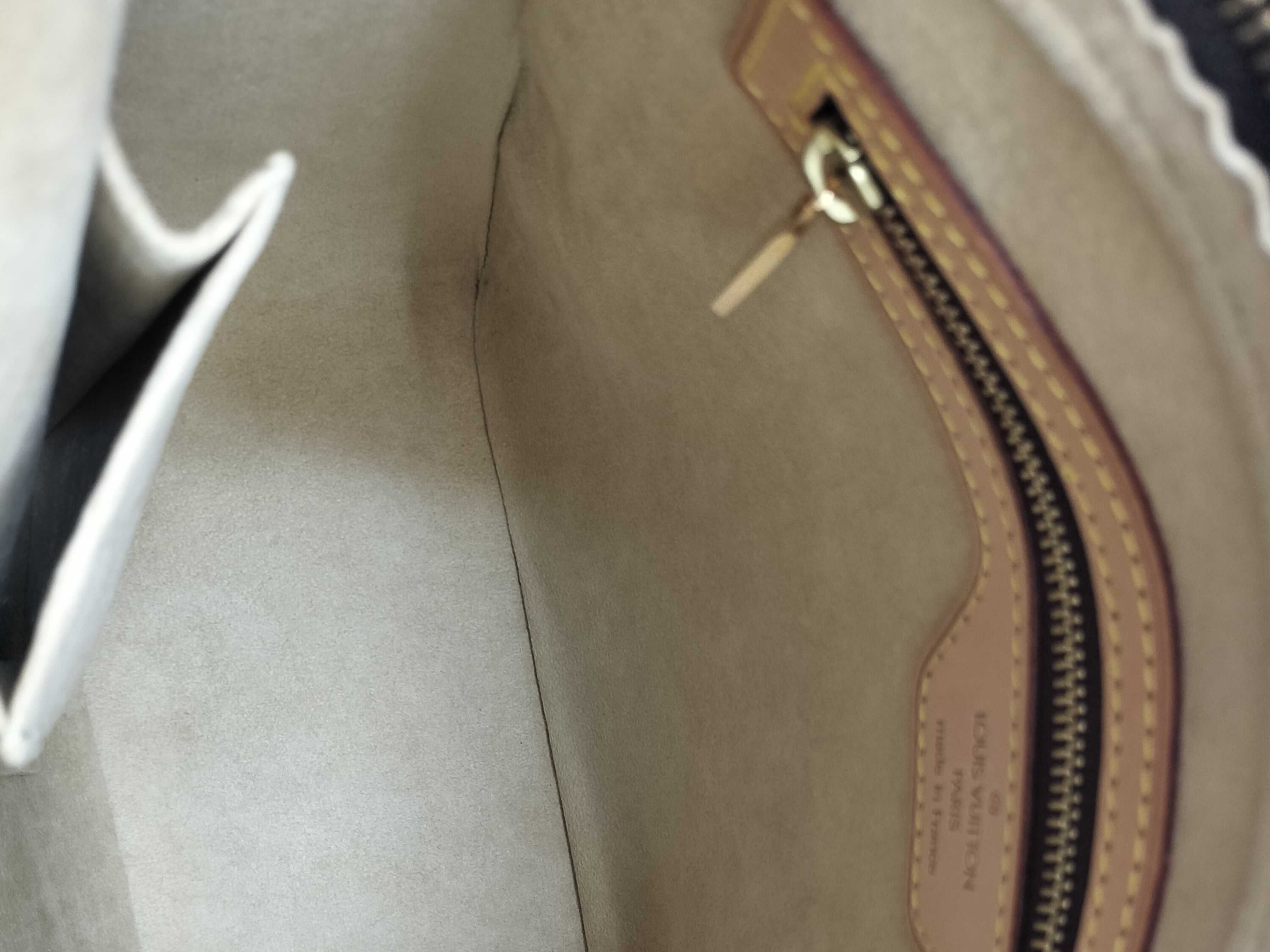Monogram Louis Vuitton Looping MM Bag Shoulder Bag — view 11