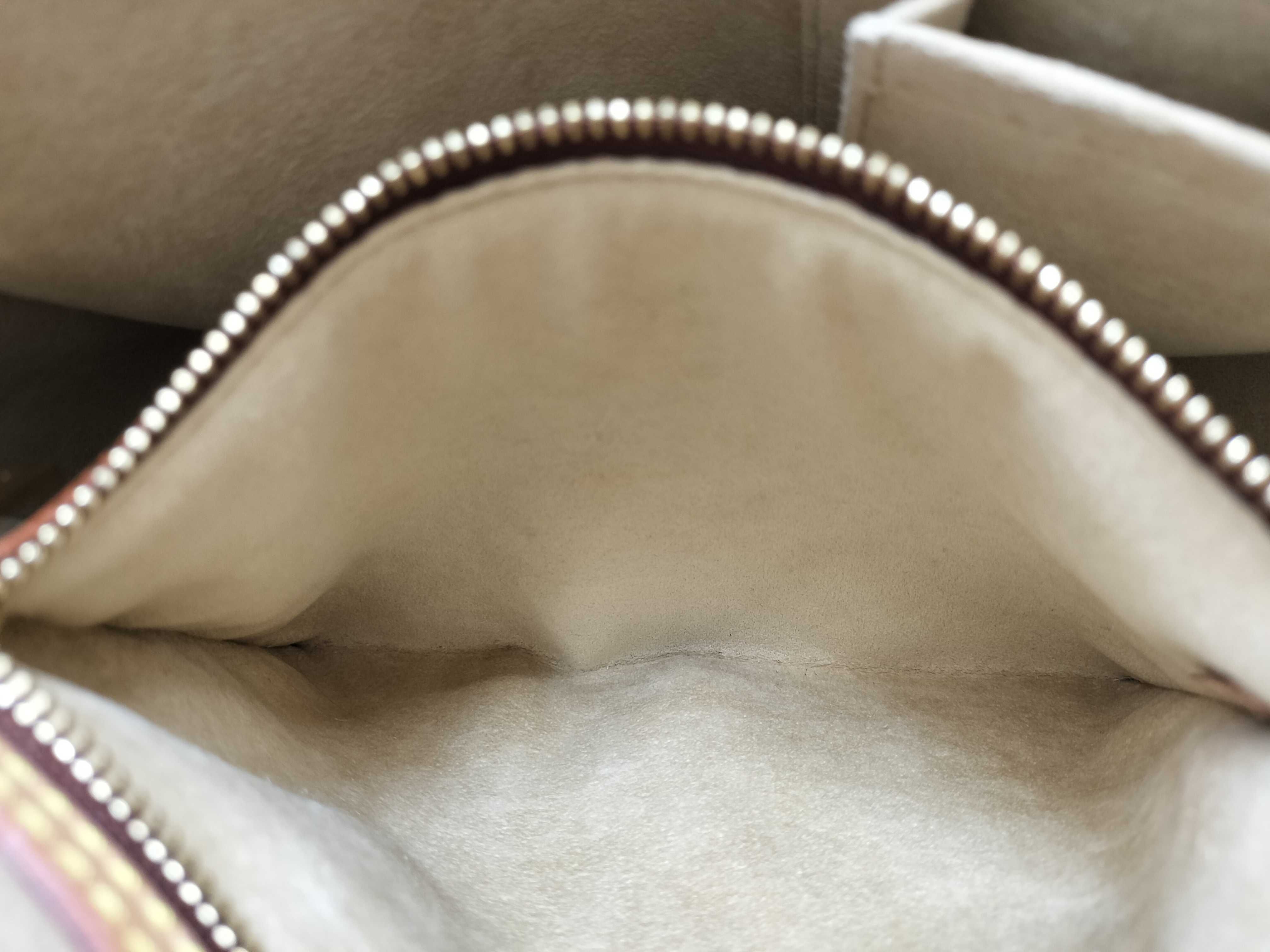 Monogram Louis Vuitton Looping MM Bag Shoulder Bag — view 14