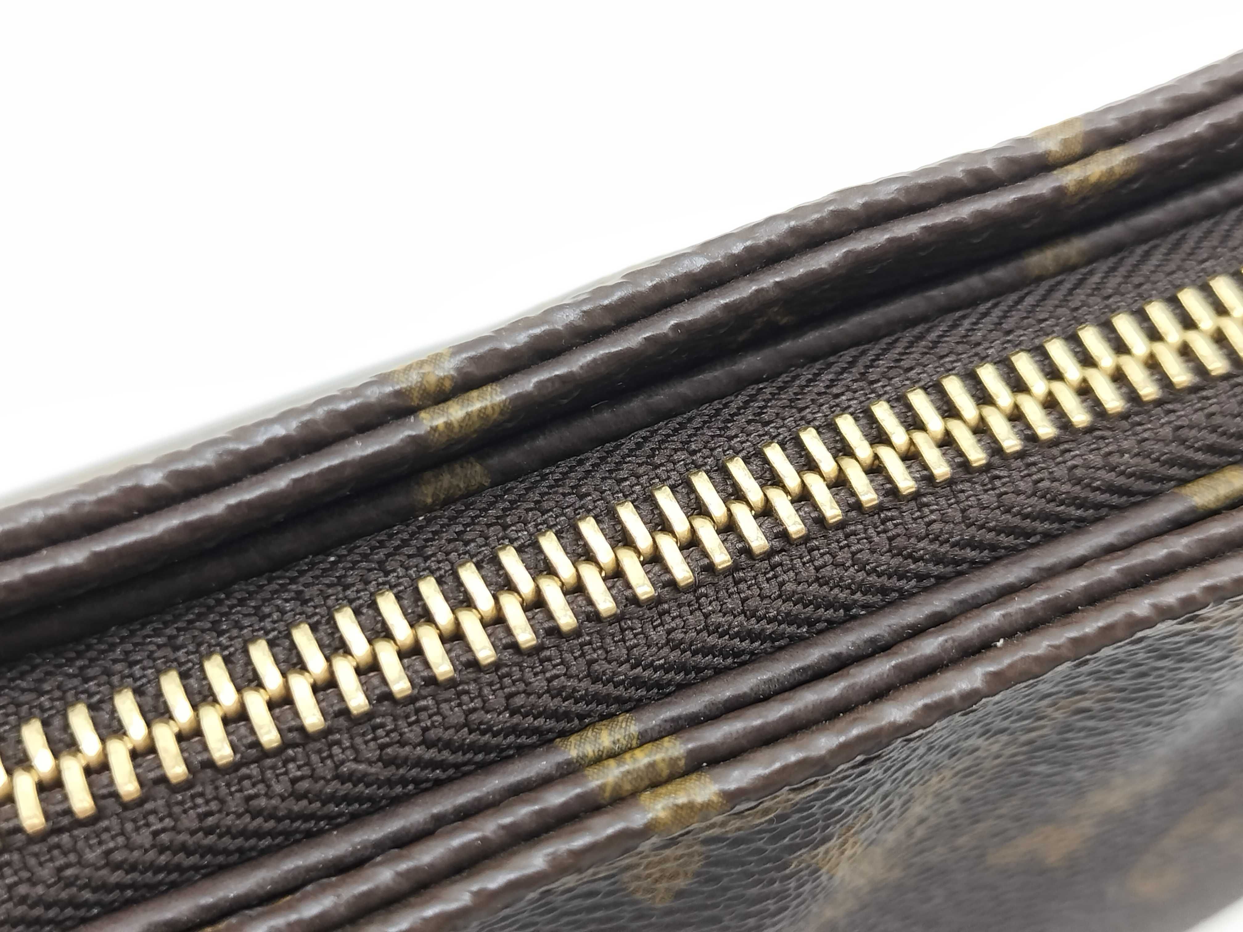 Monogram Louis Vuitton Looping MM Bag Shoulder Bag — view 9