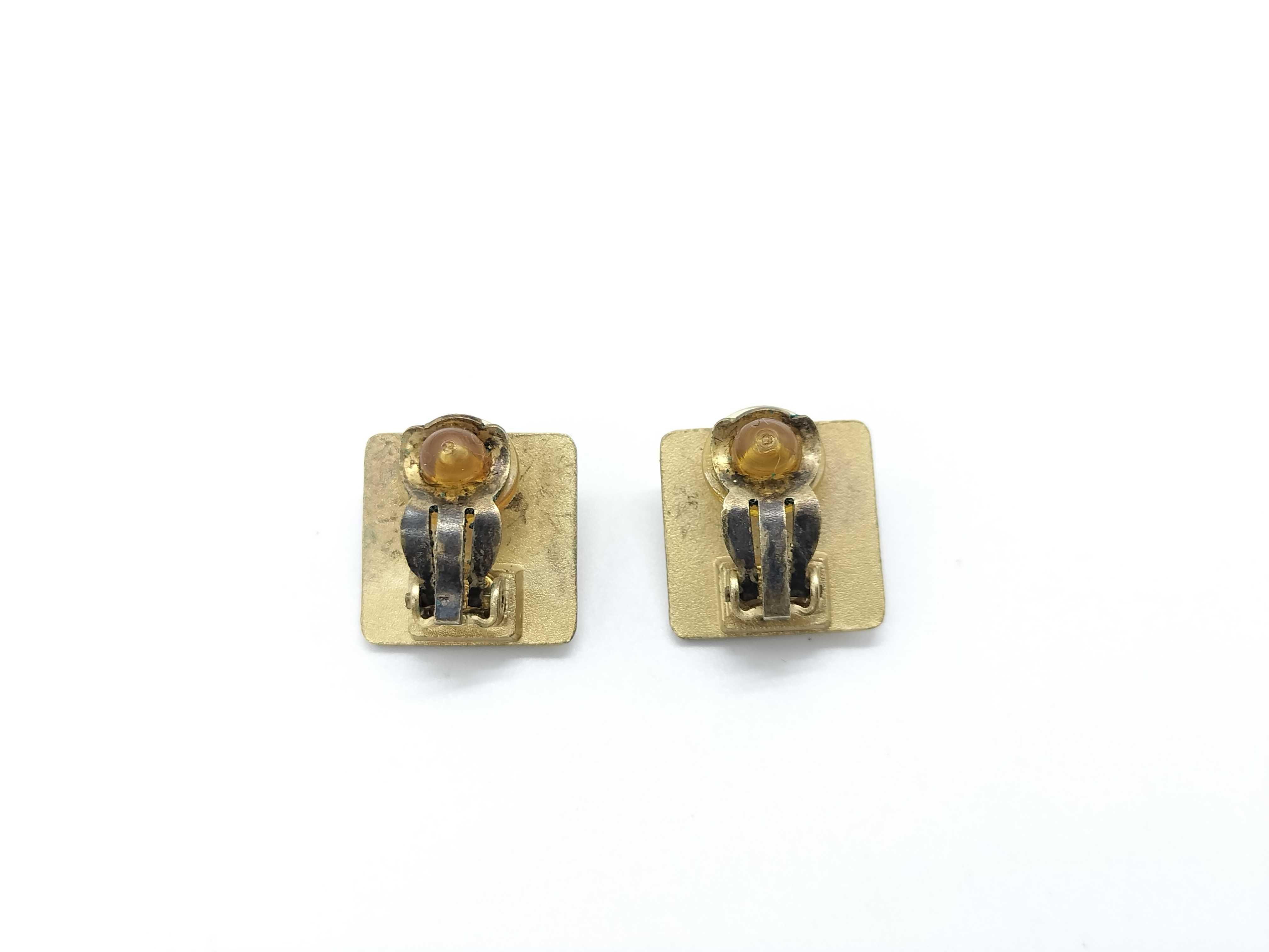 Earrings 02A Gold Earrings — view 3