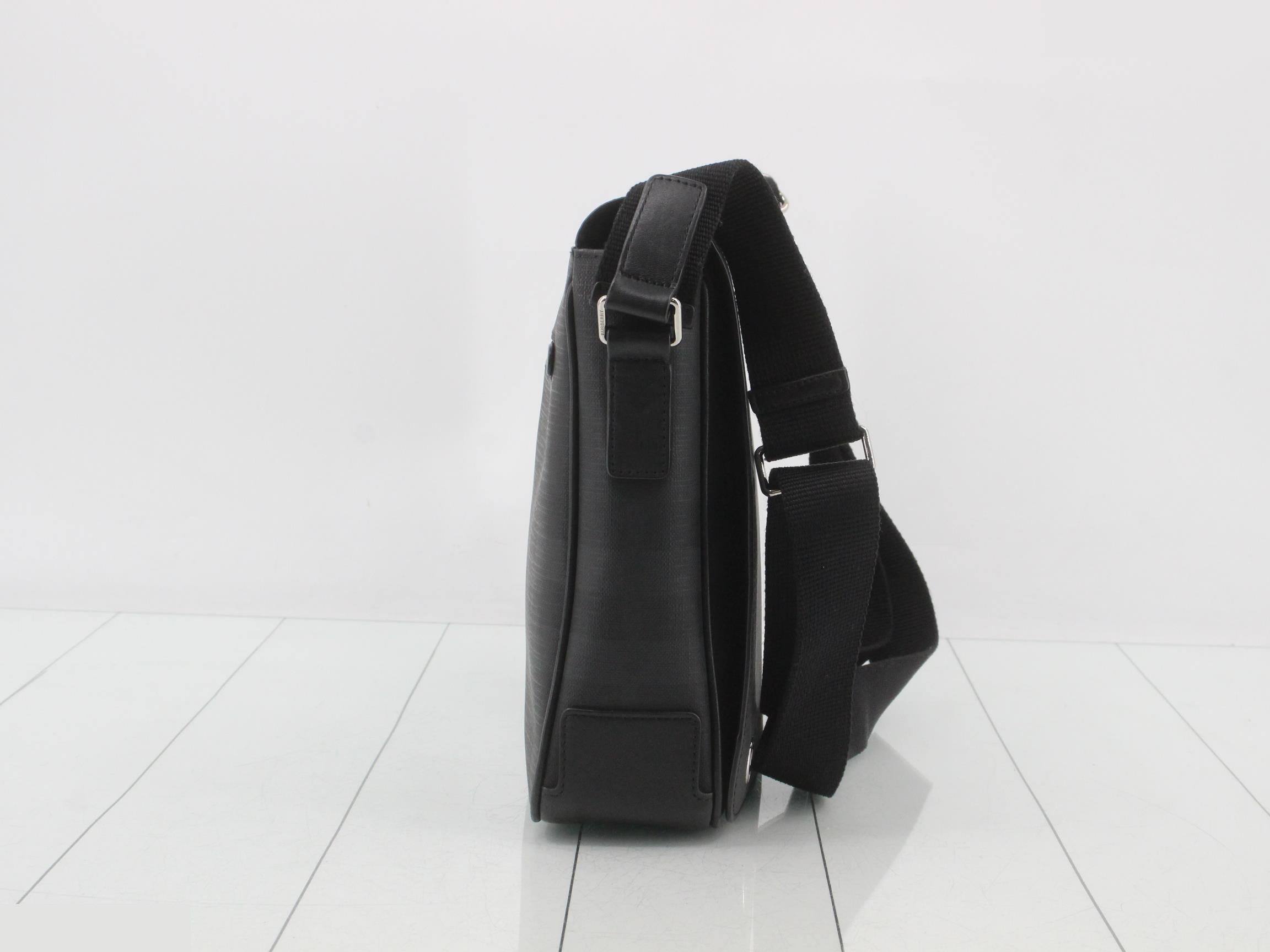 Shoulder bag — view 4
