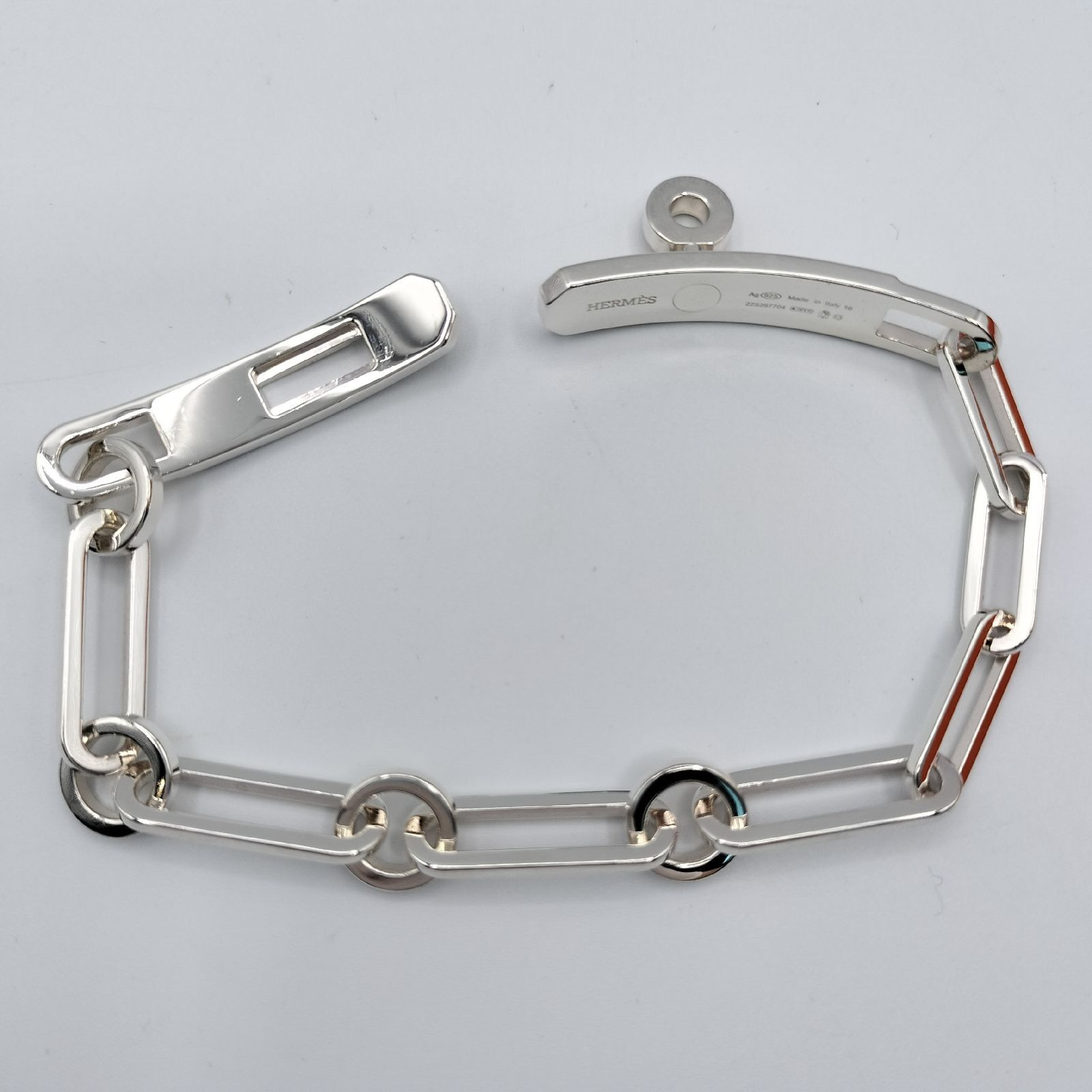 Kelly Chaine 23.7g Bracelet/Bangle — view 2
