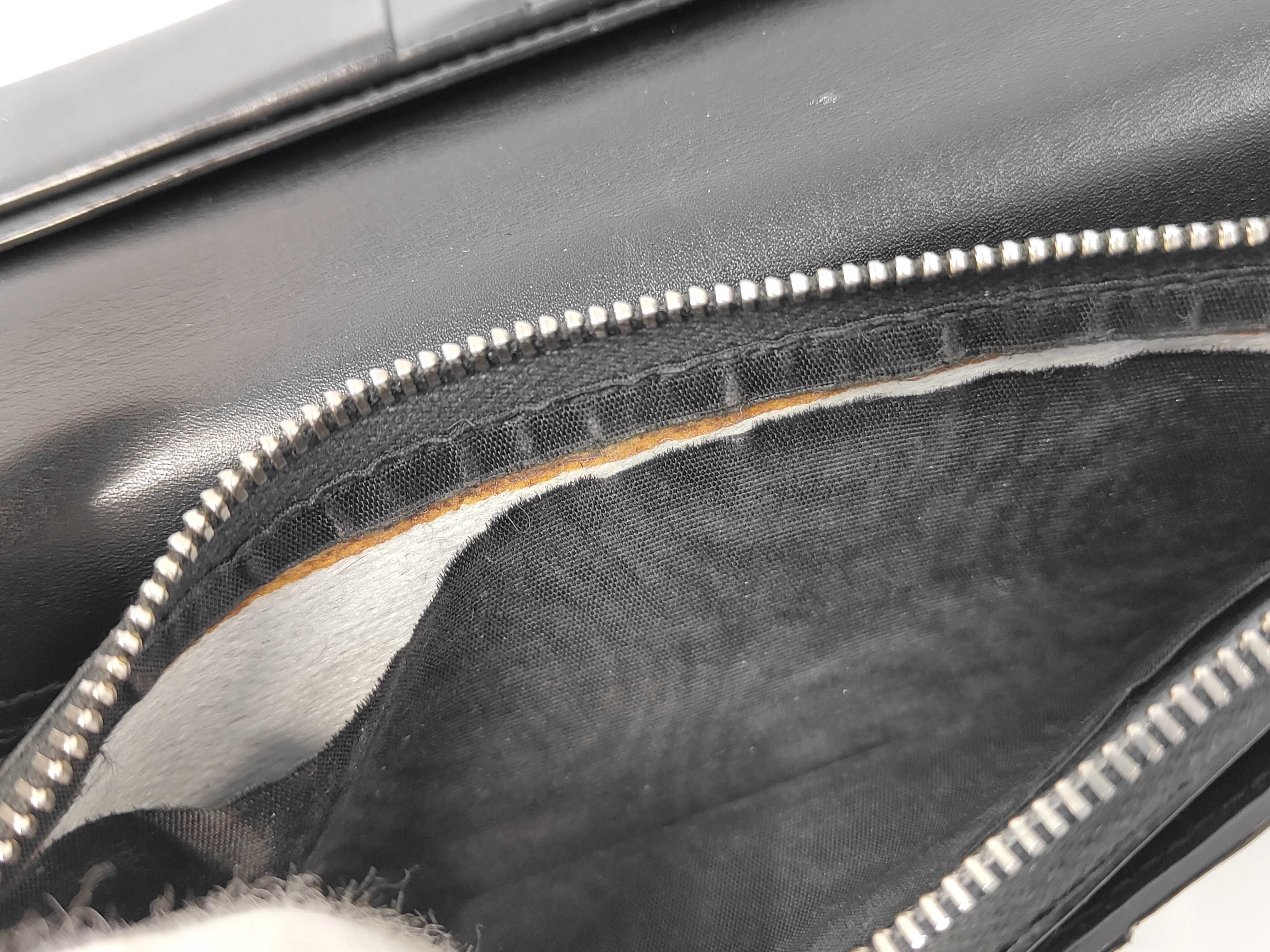 wallet — view 9