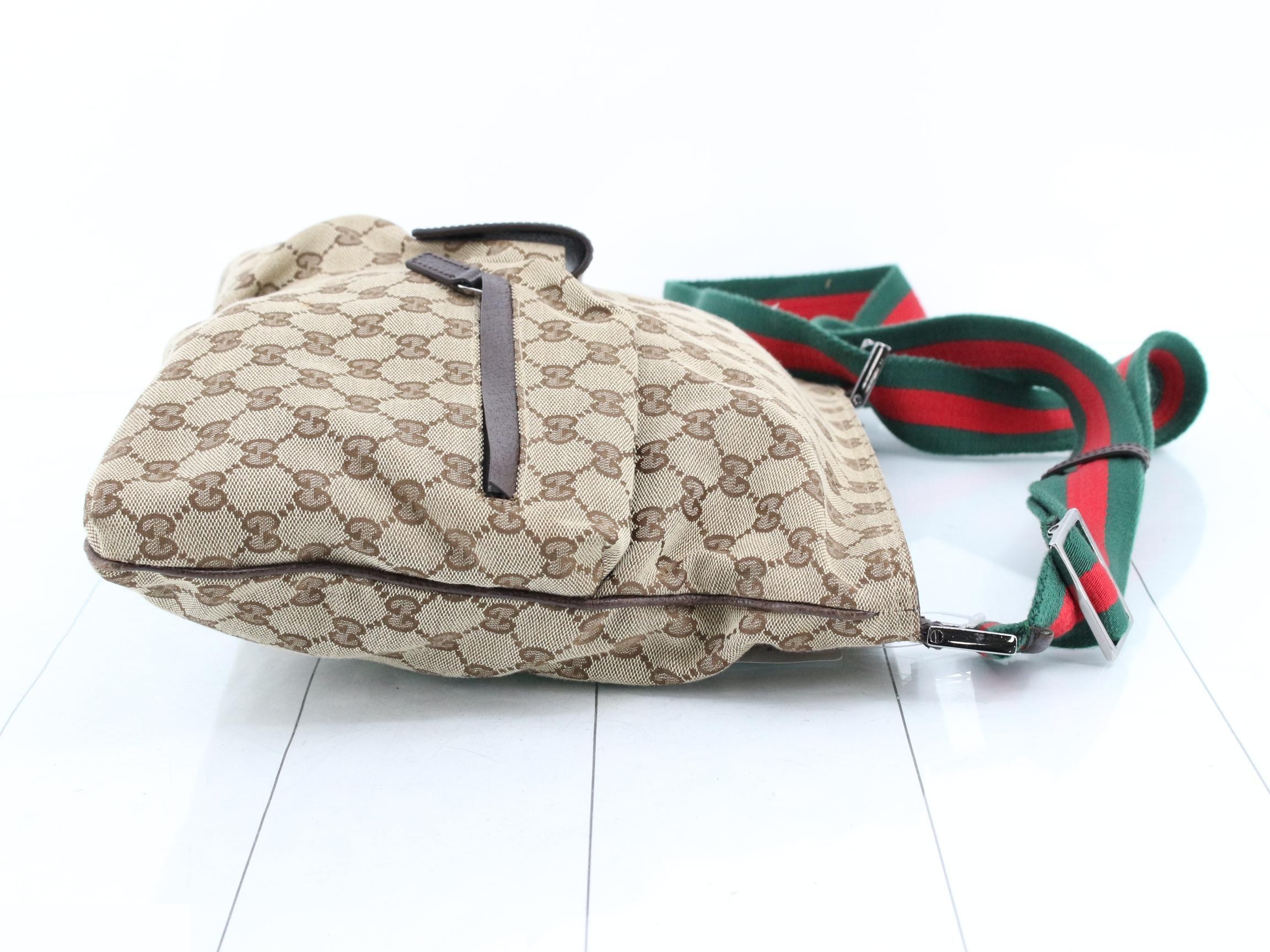 GG Canvas Messenger Bag, Sherry Brown, S-type hardware, 35 x 28 x 3 cm — view 3