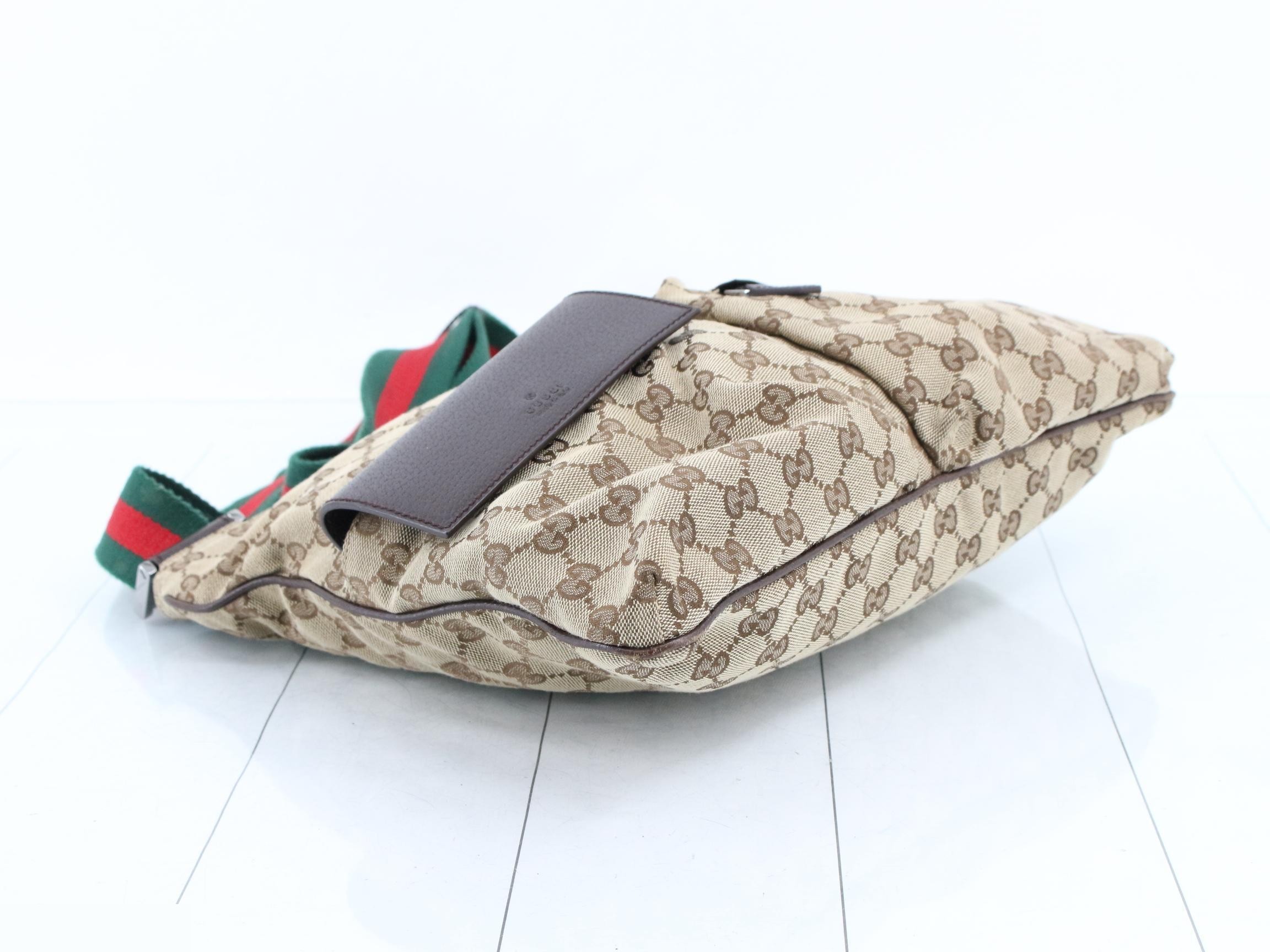 GG Canvas Messenger Bag, Sherry Brown, S-type hardware, 35 x 28 x 3 cm — view 5