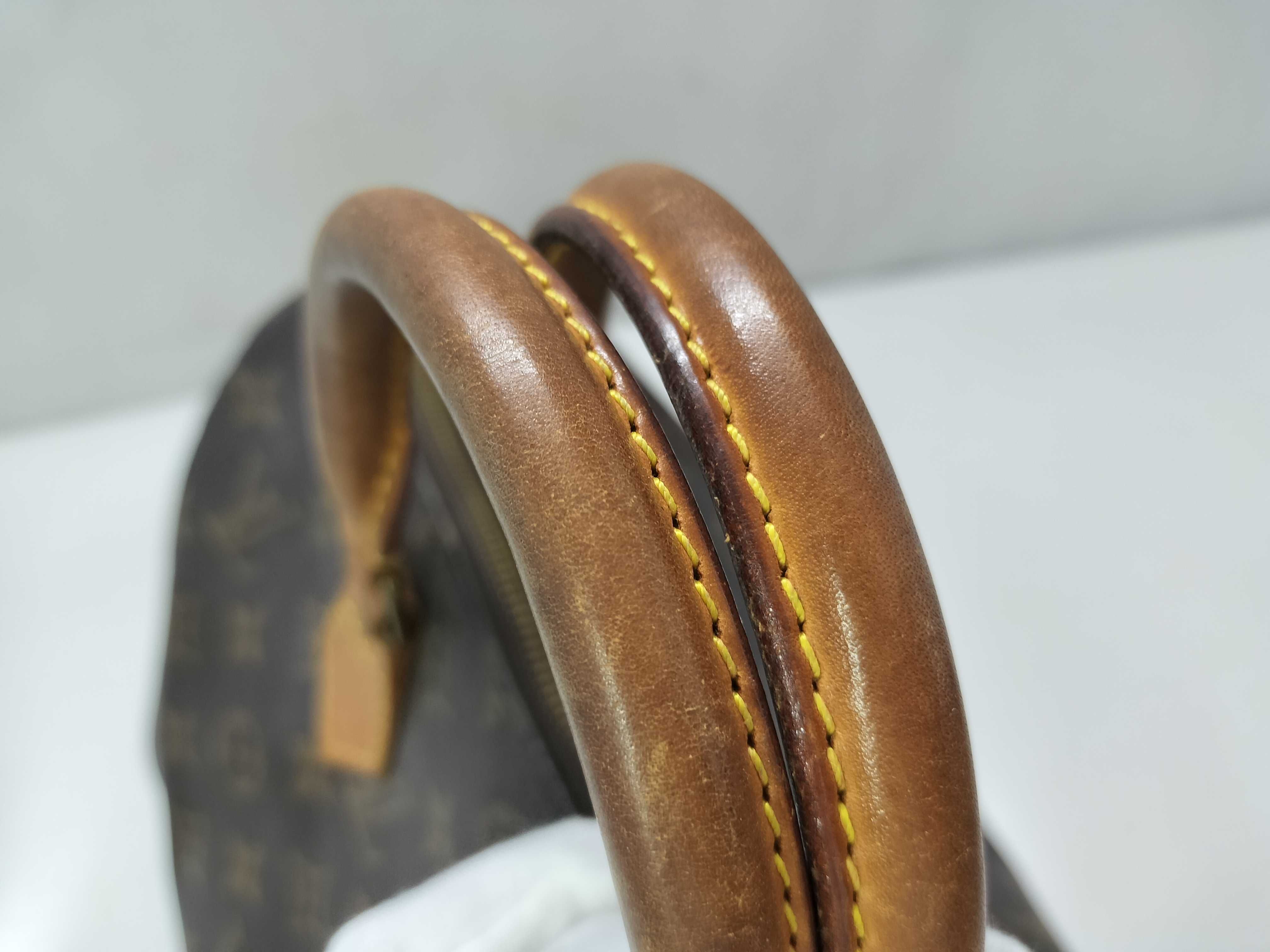 Monogram Louis Vuitton Speedy 30 Handbag — view 4
