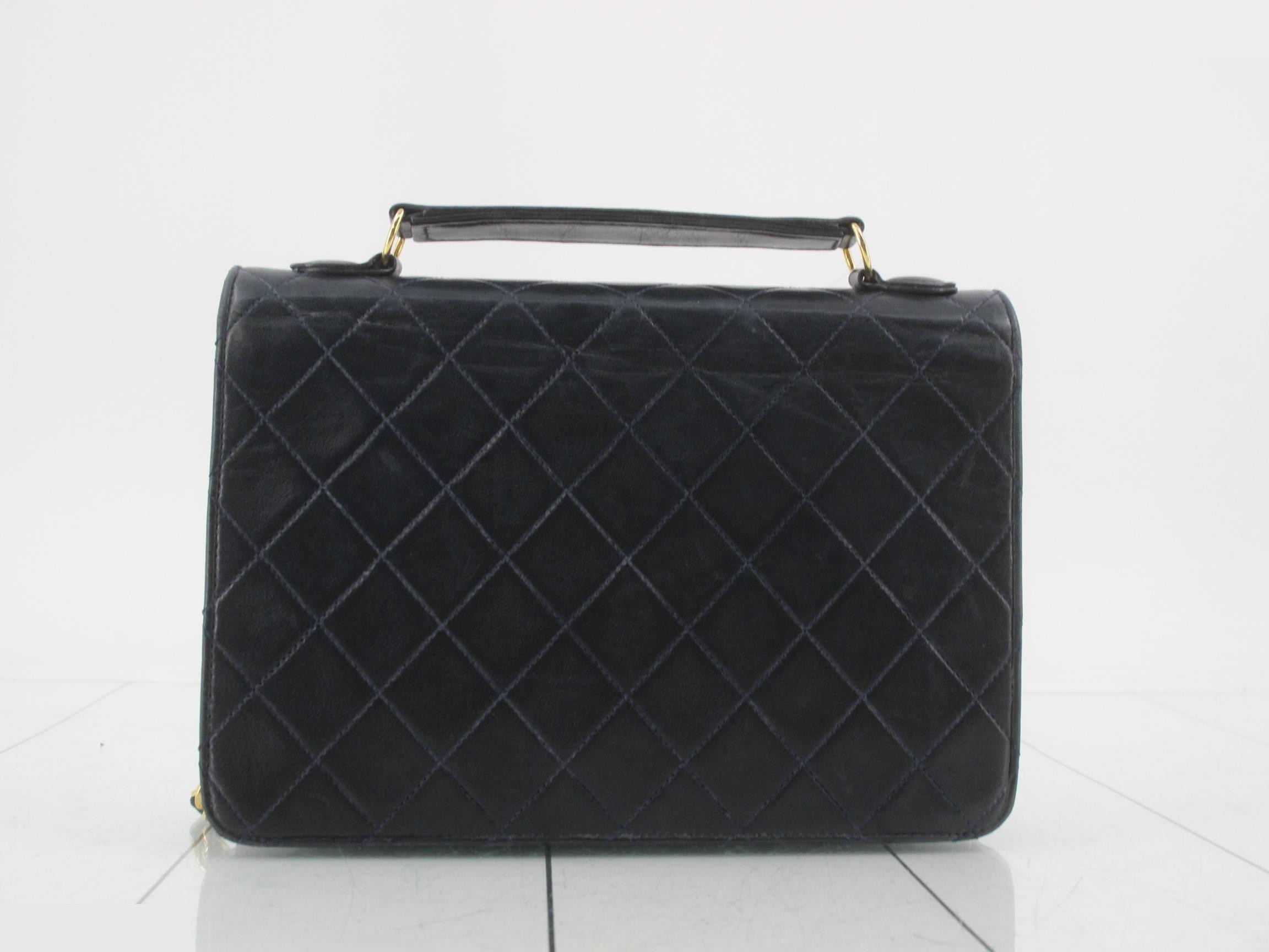 Matelassé (bag) - Shoulder bag — view 2