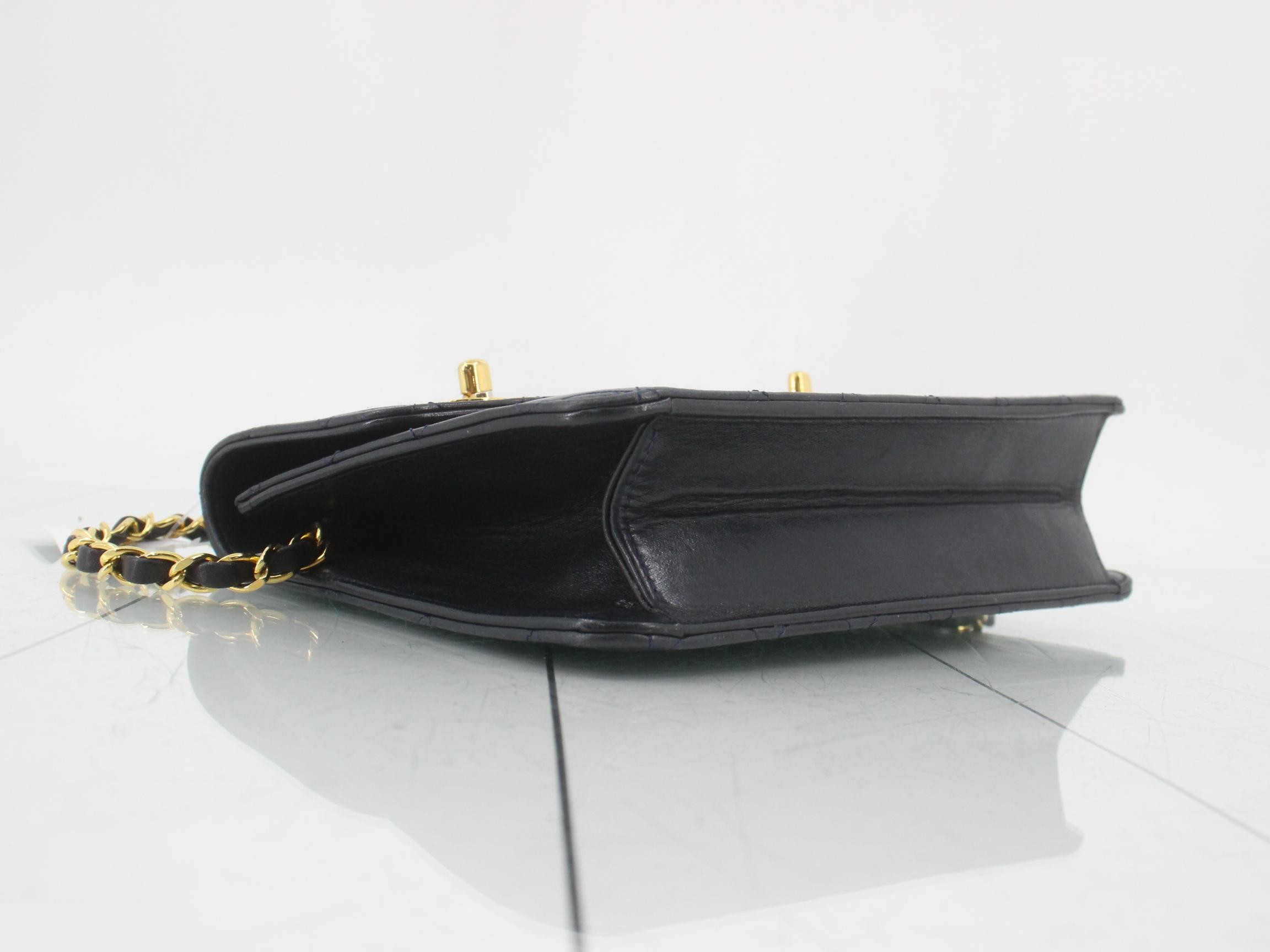 Matelassé (bag) - Shoulder bag — view 5