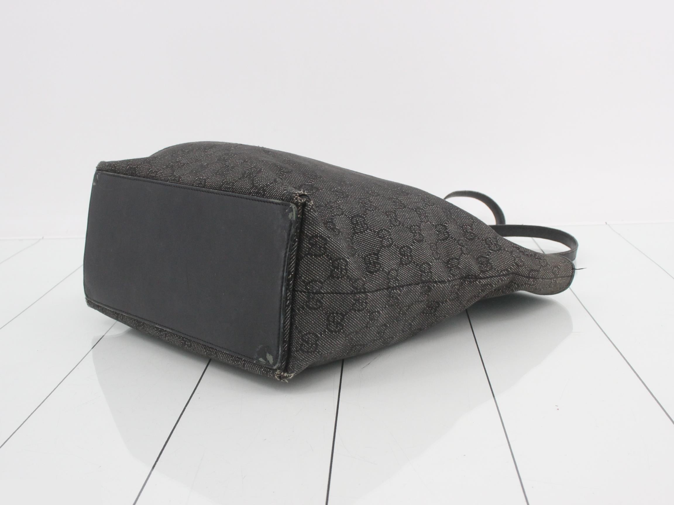GG Canvas Handbag — view 6
