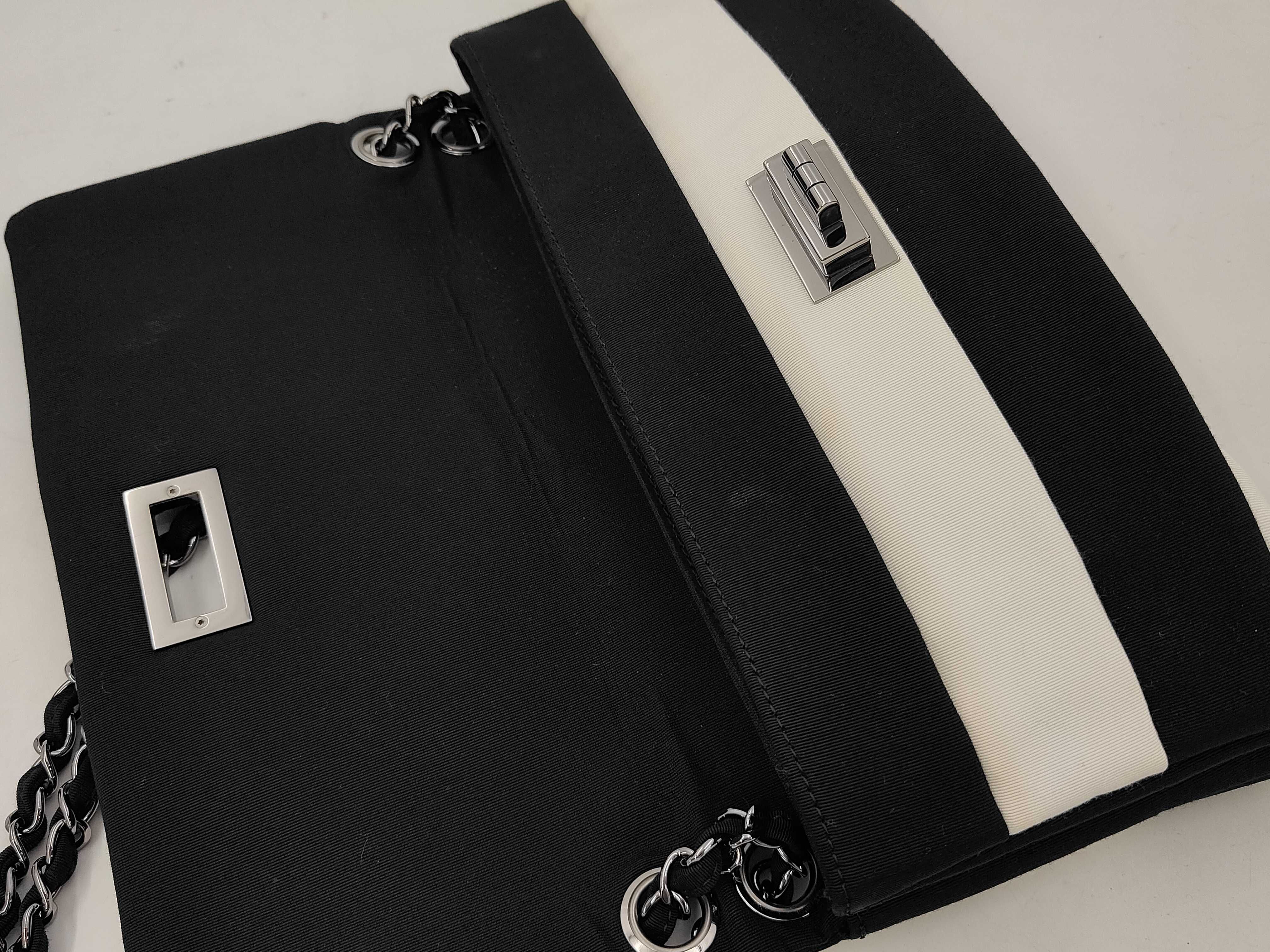 2.55 W Chain Border Canvas/Patent Black x White Shoulder Bag (with seal and card) — view 6