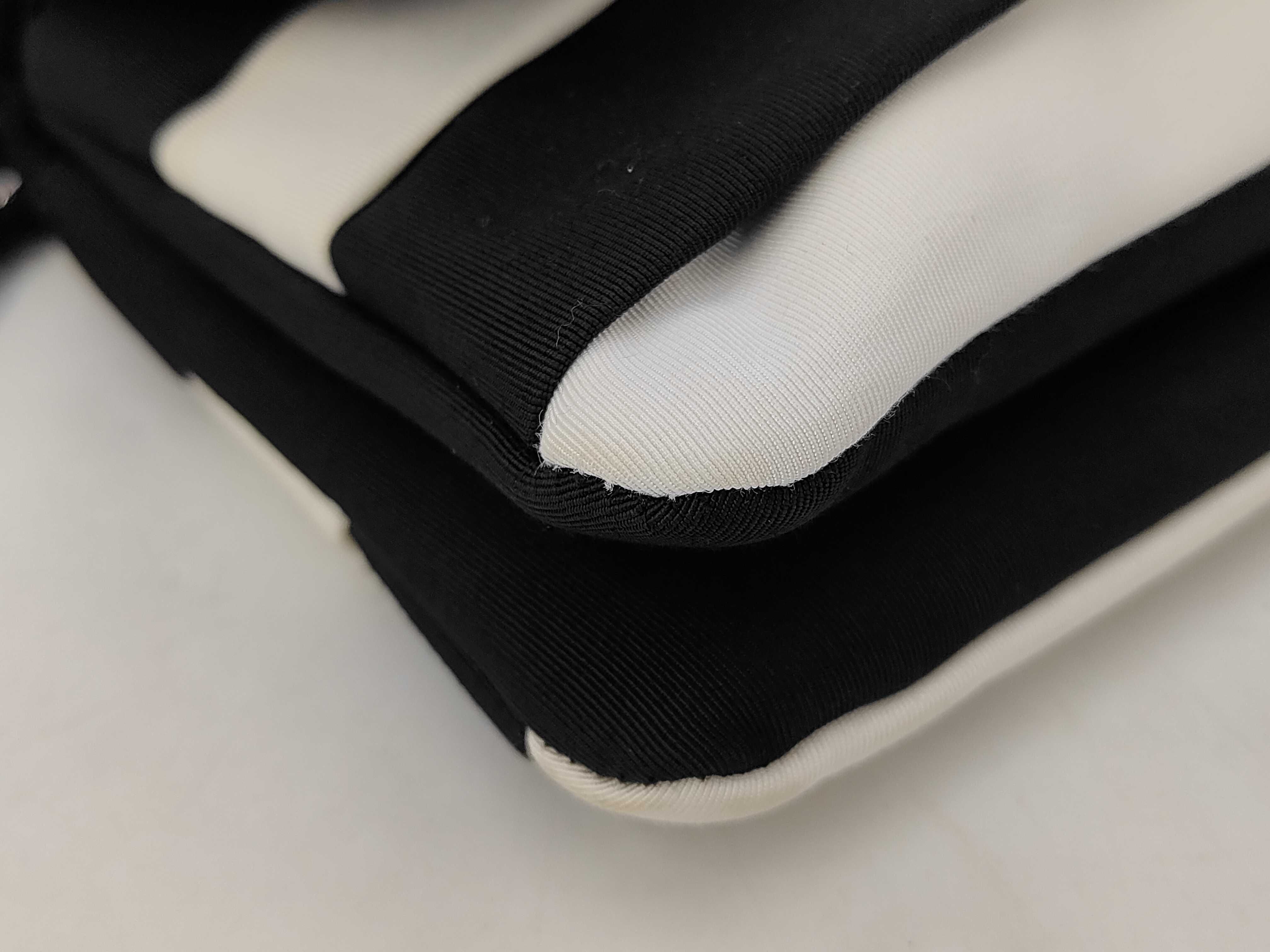 2.55 W Chain Border Canvas/Patent Black x White Shoulder Bag (with seal and card) — view 7