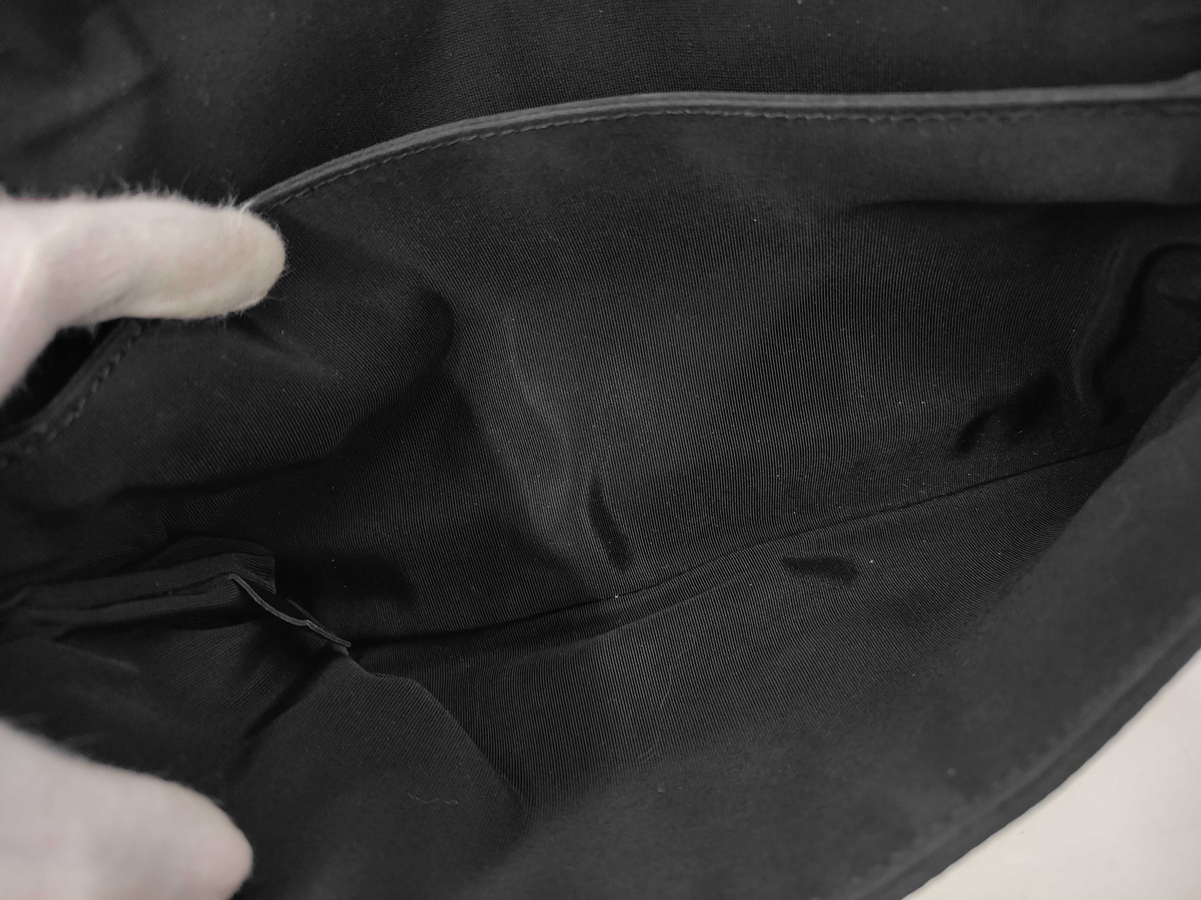 2.55 W Chain Border Canvas/Patent Black x White Shoulder Bag (with seal and card) — view 9