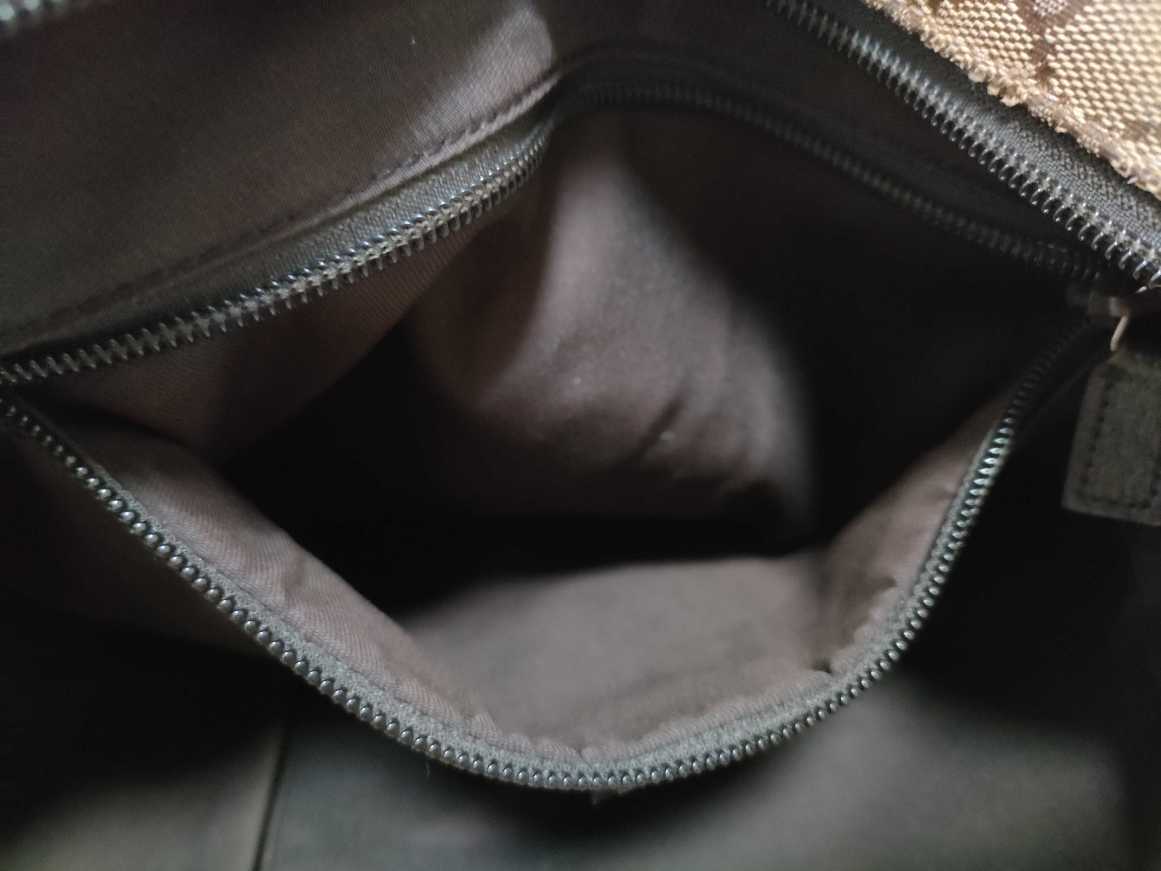 GG Canvas Shoulder Bag, Canvas Sherry Line Shoulder Bag — view 11