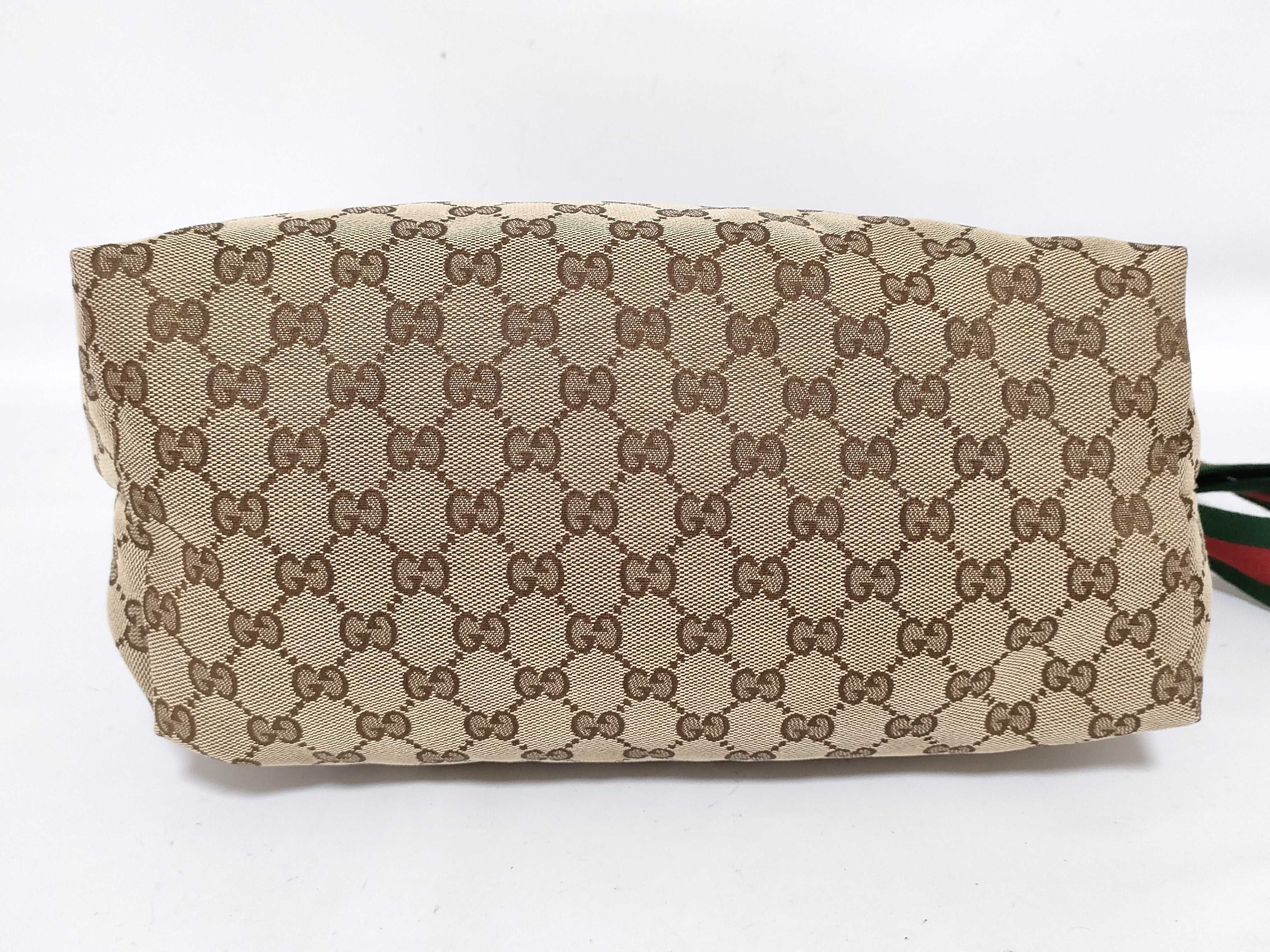 GG Canvas Shoulder Bag, Canvas Sherry Line Shoulder Bag — view 8