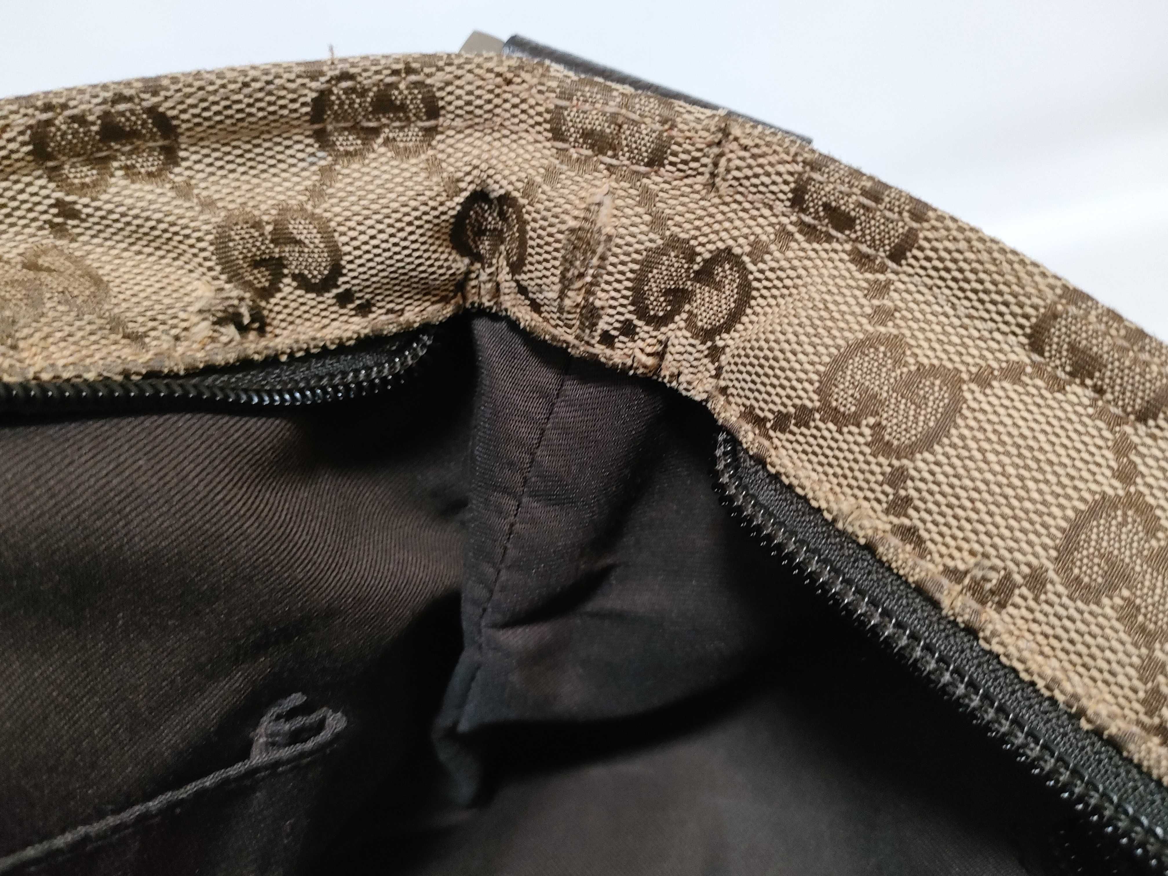 GG Canvas Shoulder Bag, Canvas Sherry Line Shoulder Bag — view 9