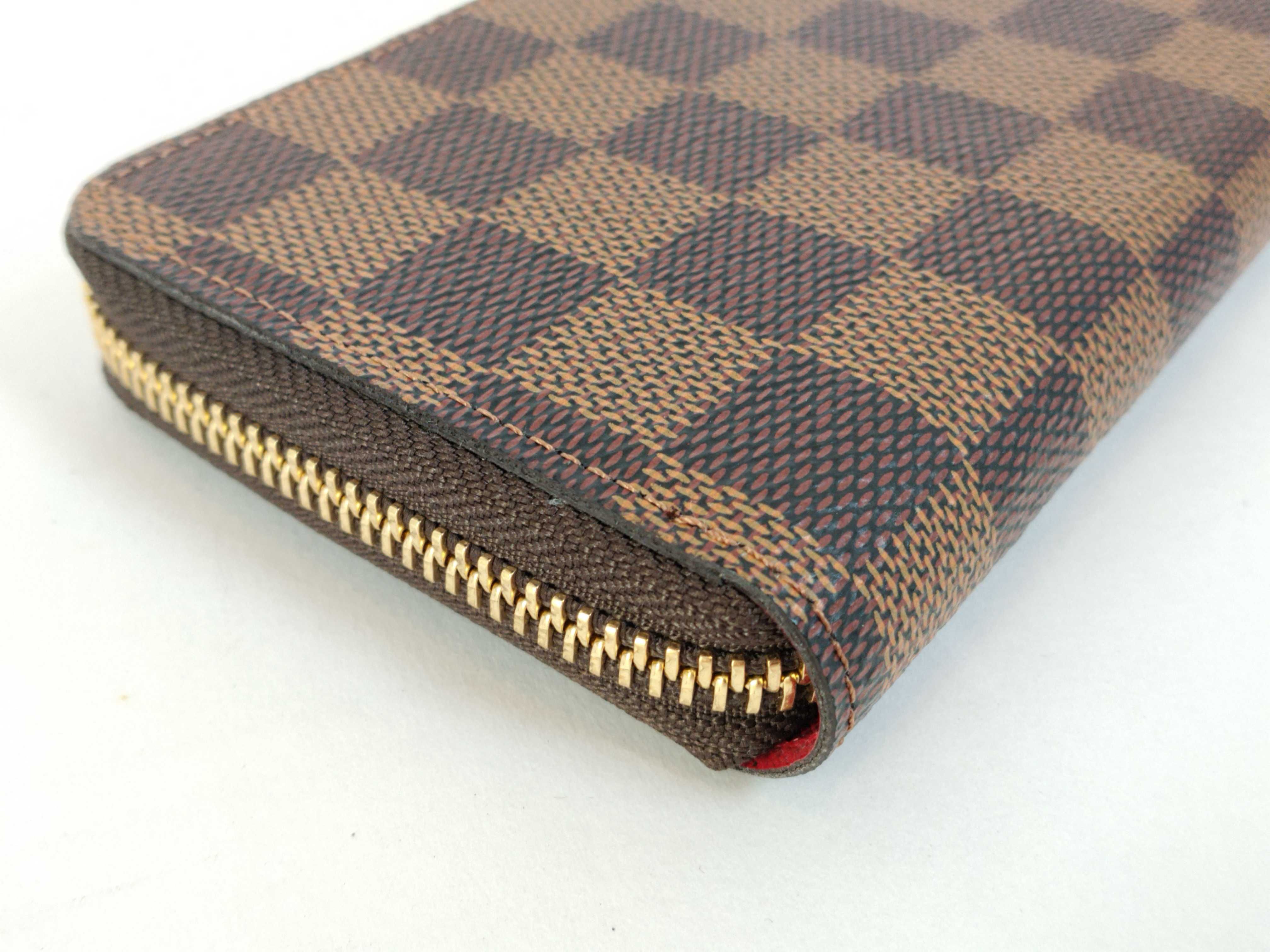 Damier LV Wallet — view 3