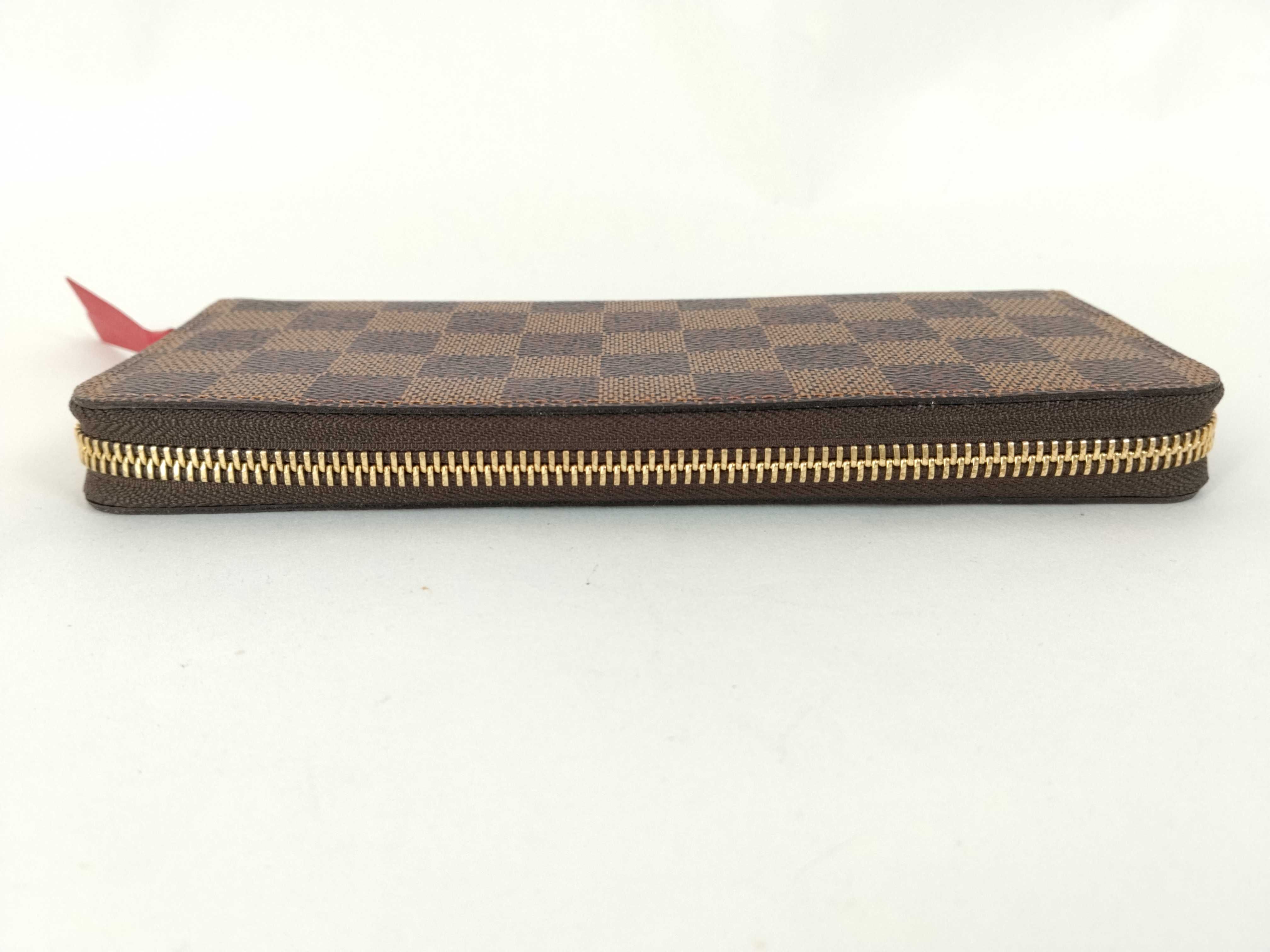 Damier LV Wallet — view 6