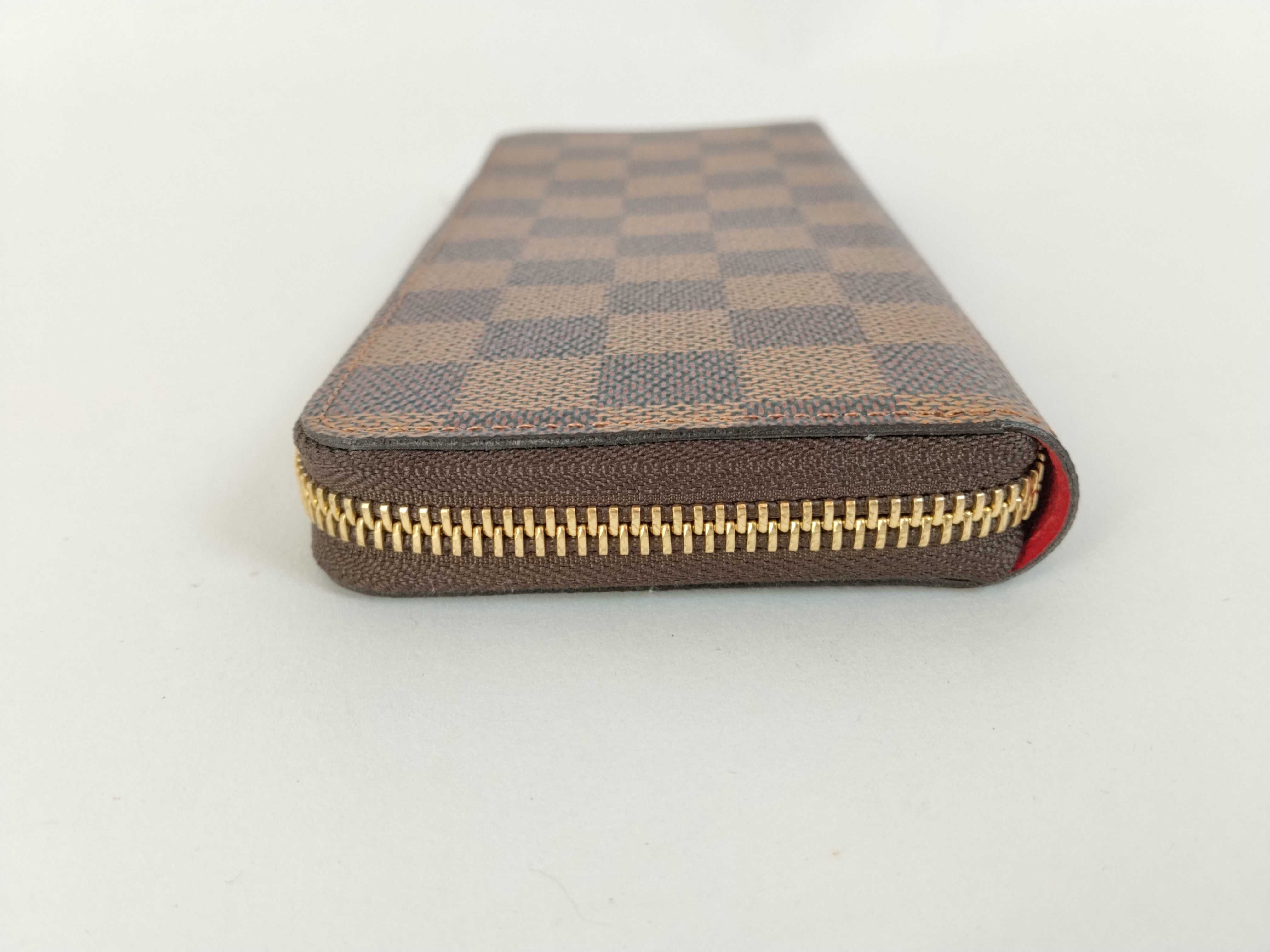 Damier LV Wallet — view 7
