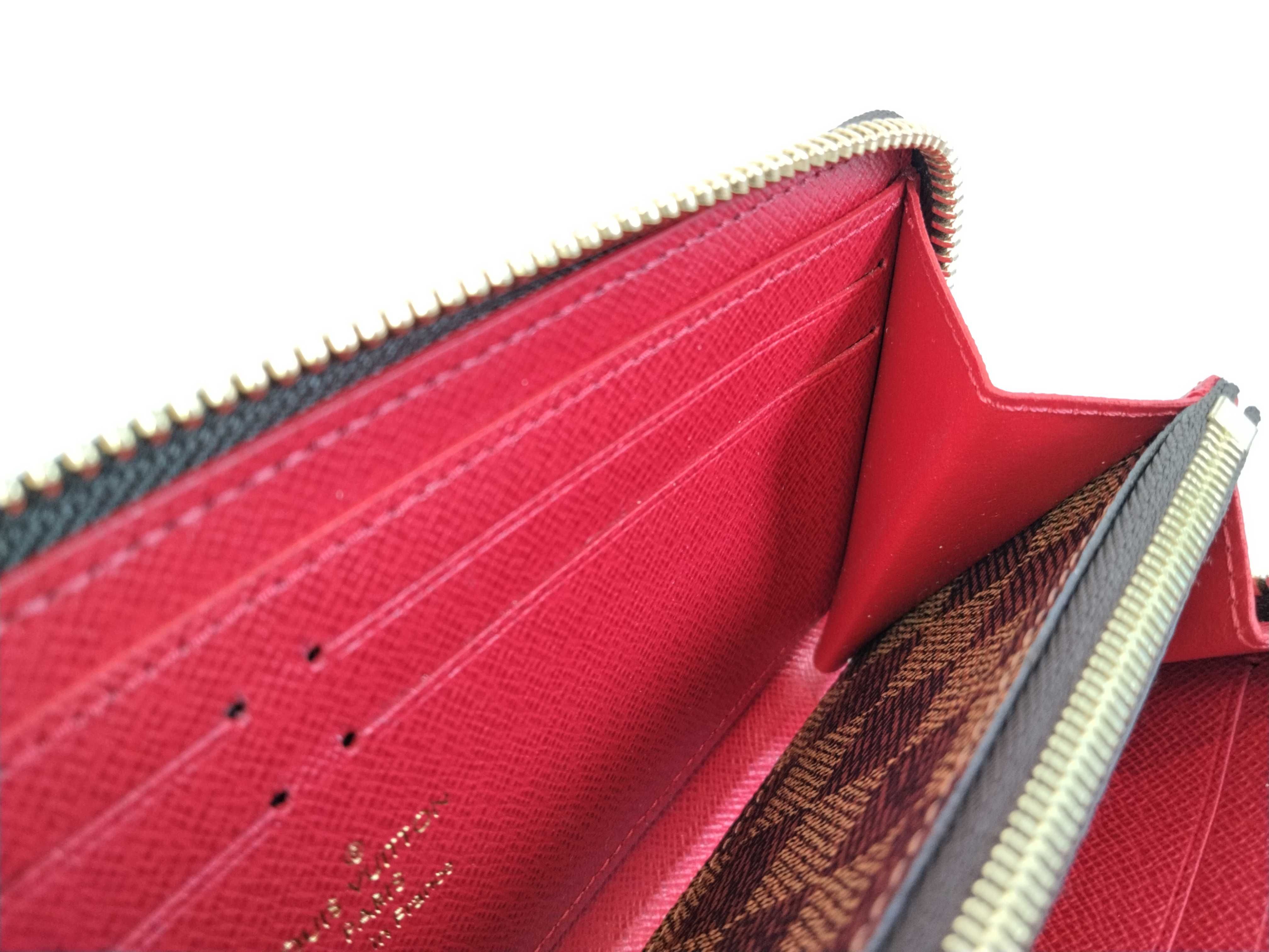 Damier LV Wallet — view 9
