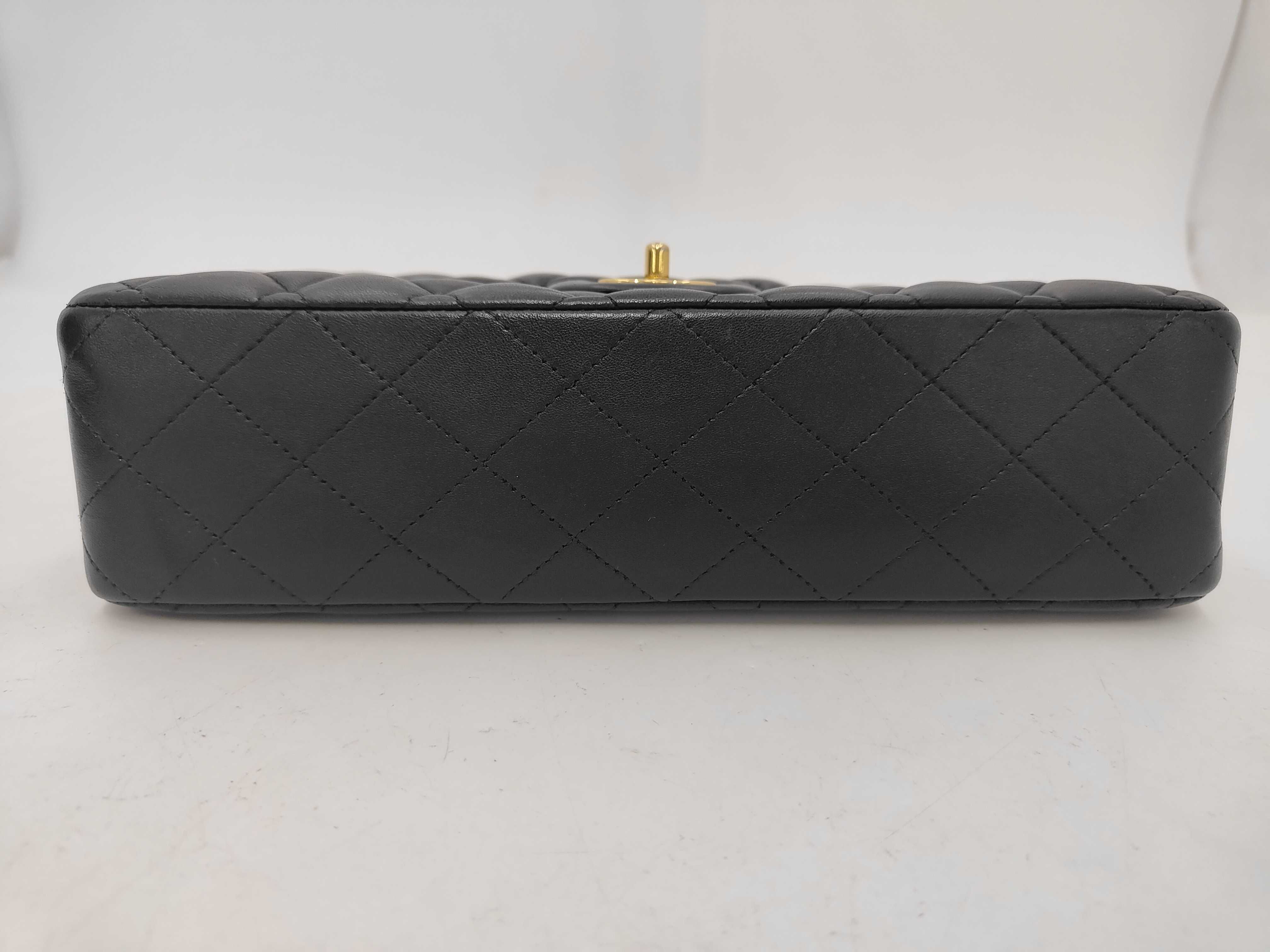 CF Chain Bag Medium Shoulder Bag — view 6