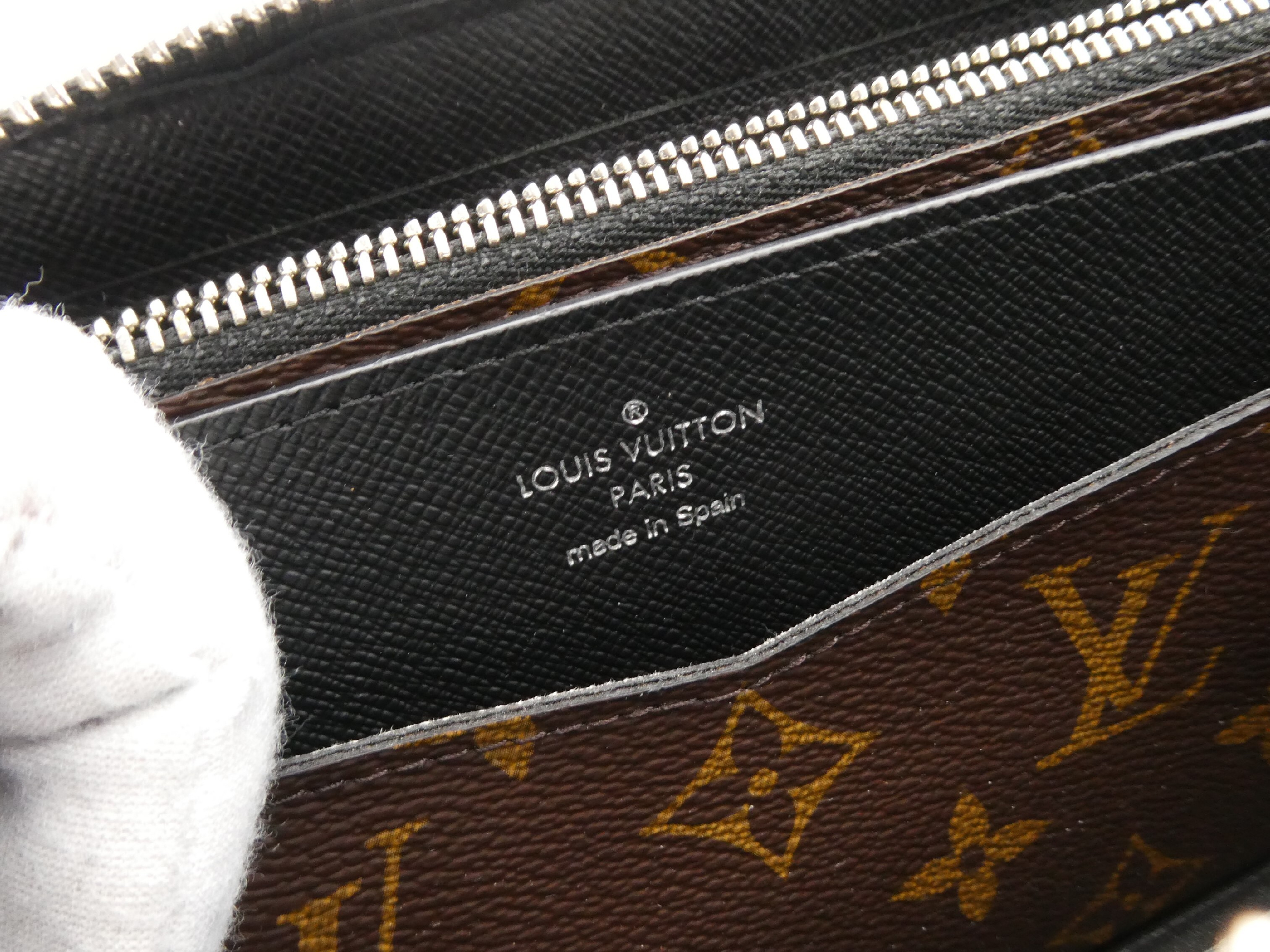Monogram Zippy XL Wallet — view 9