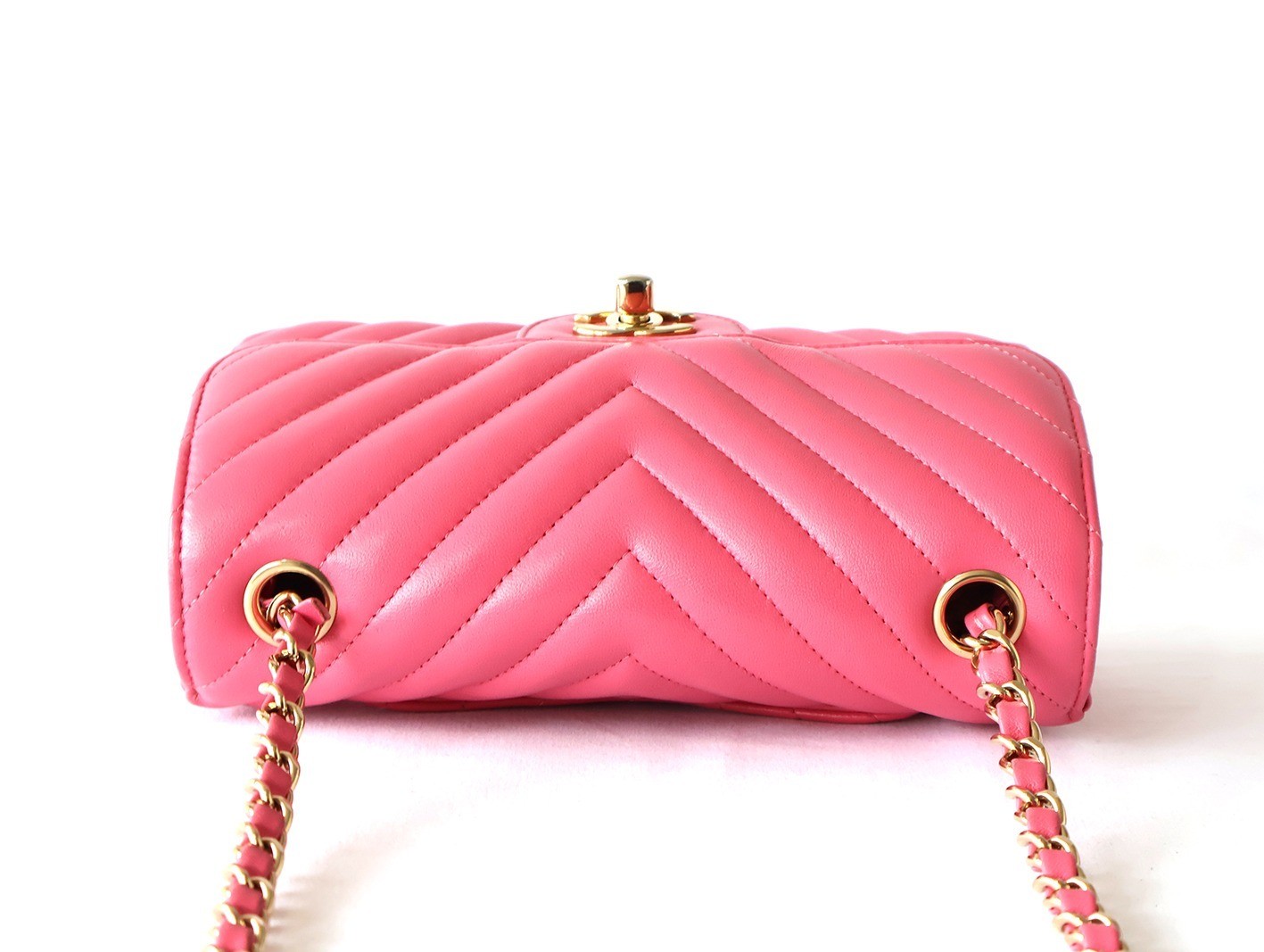 V-stitch lambskin mini chain shoulder bag, pink — view 8