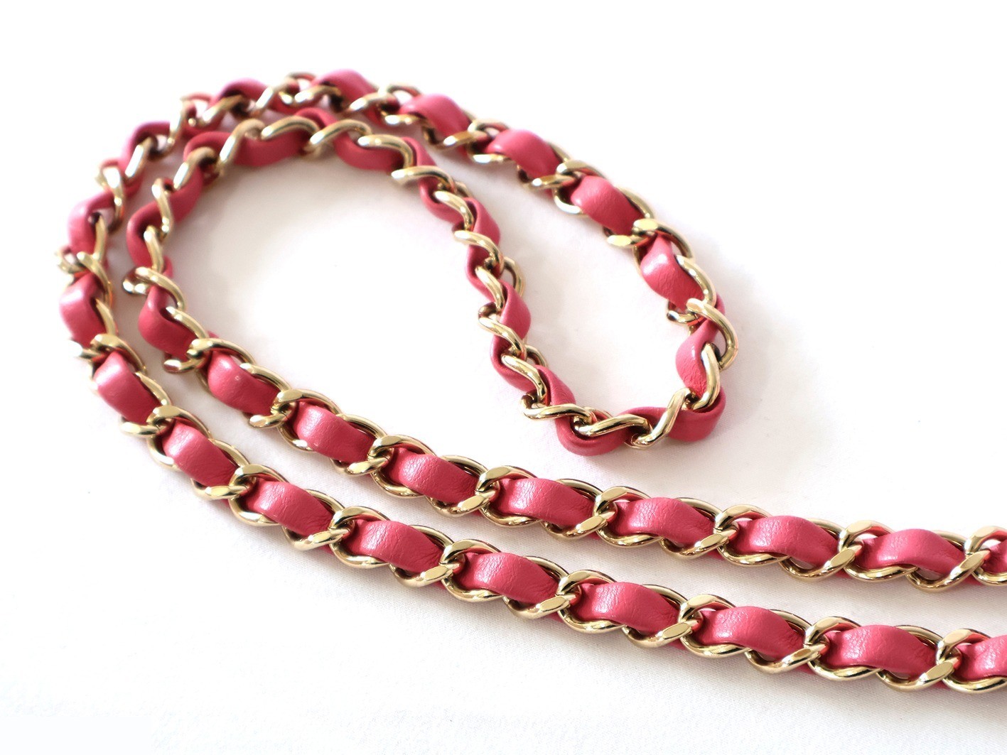 V-stitch lambskin mini chain shoulder bag, pink — view 9