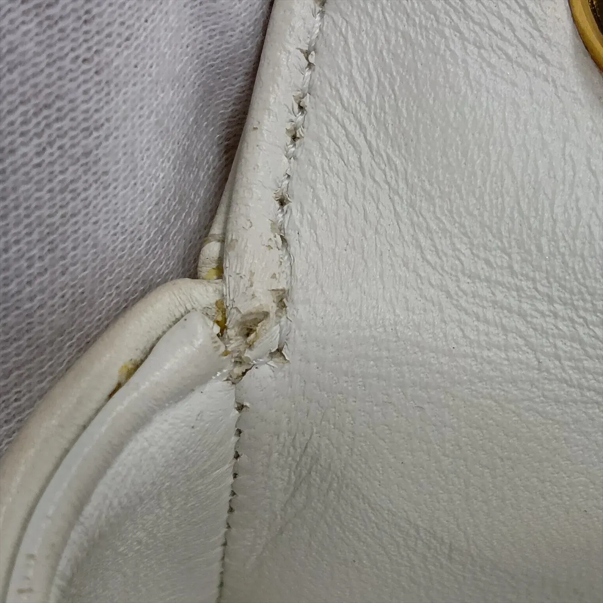 Monochrome Leather Chain Shoulder Bag, White — view 13