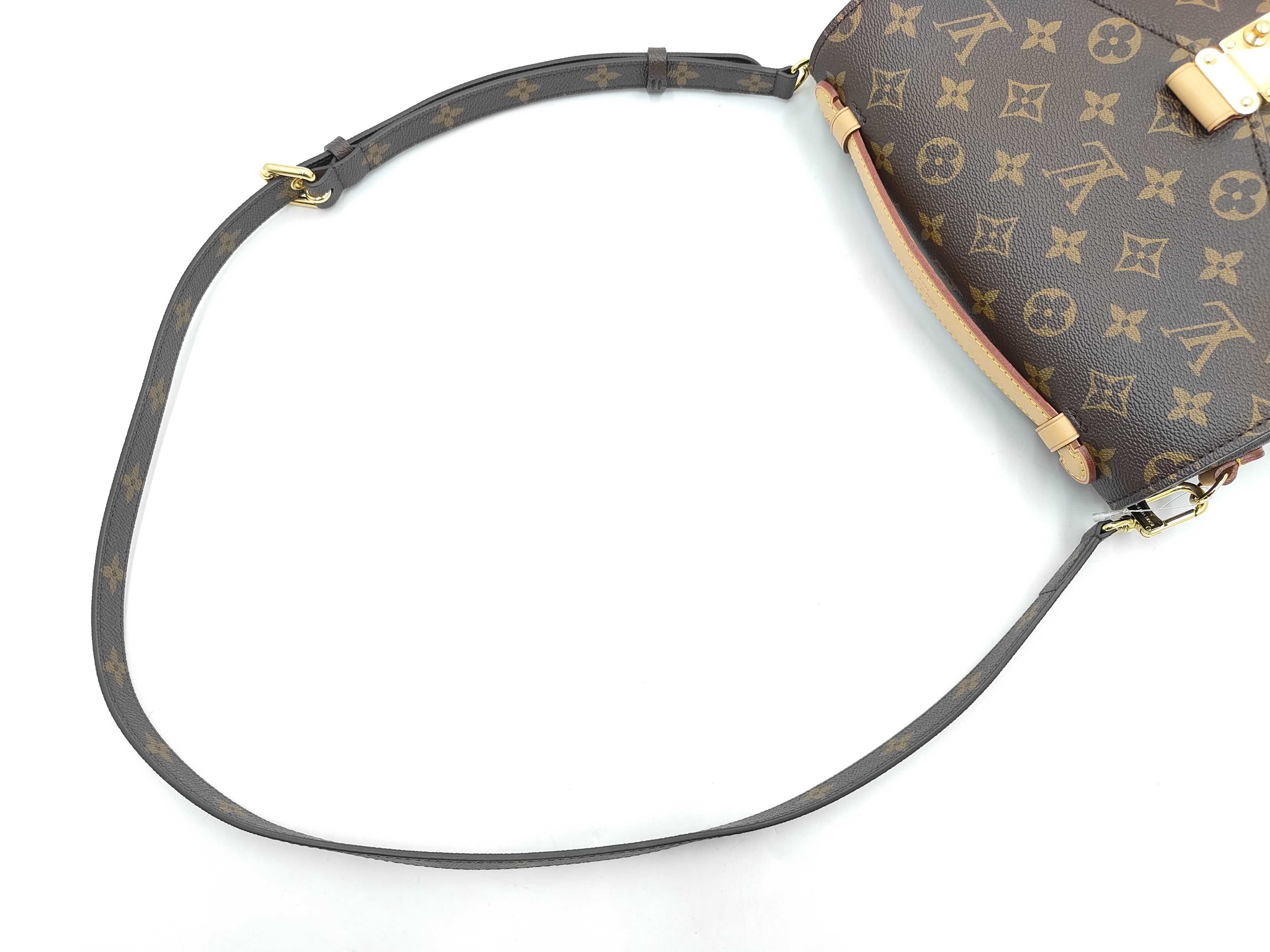 M40780 Monogram Pochette Metis MM Shoulder Bag with Shoulder Strap and Dust Bag — view 3